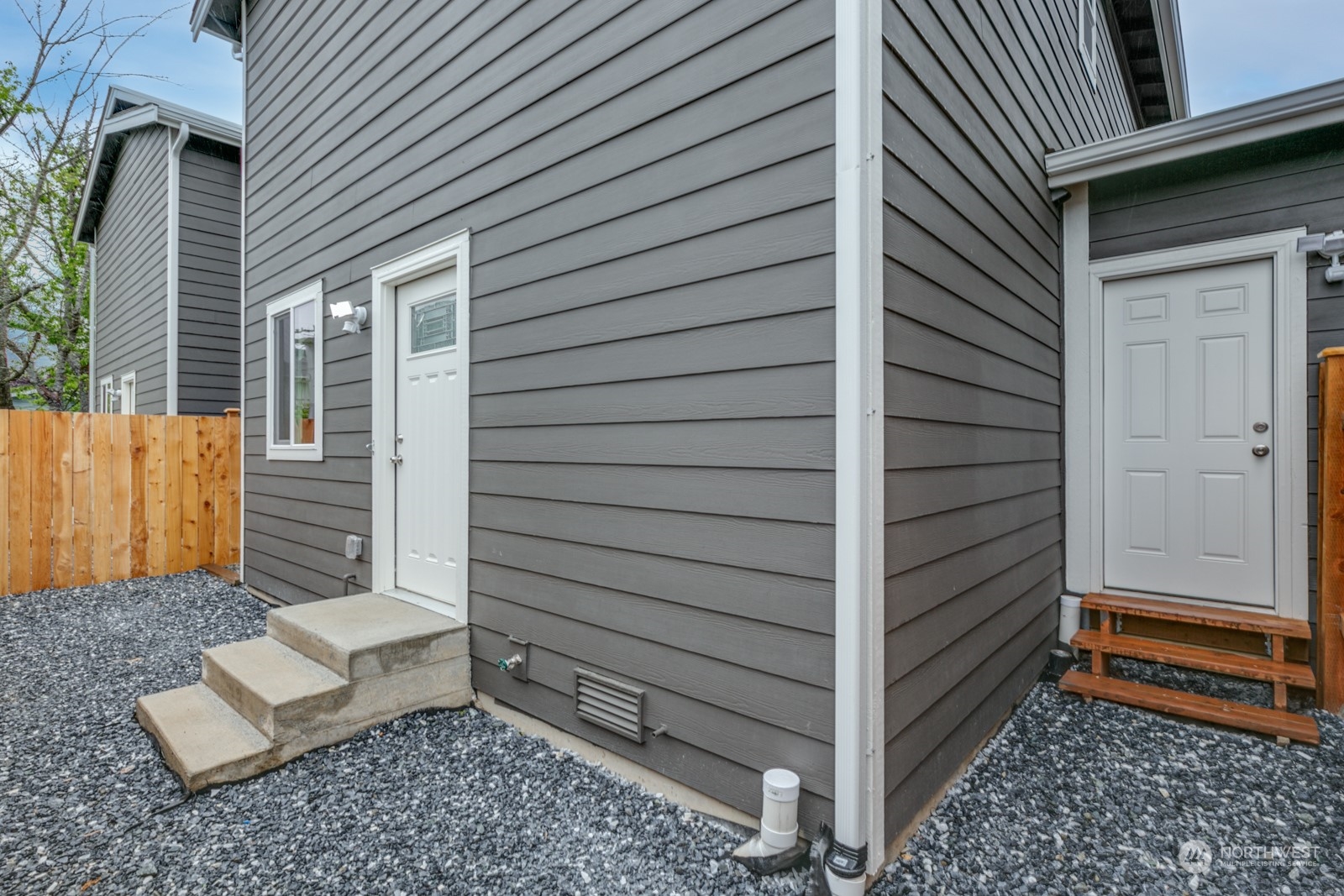 854 B SW 136th Street