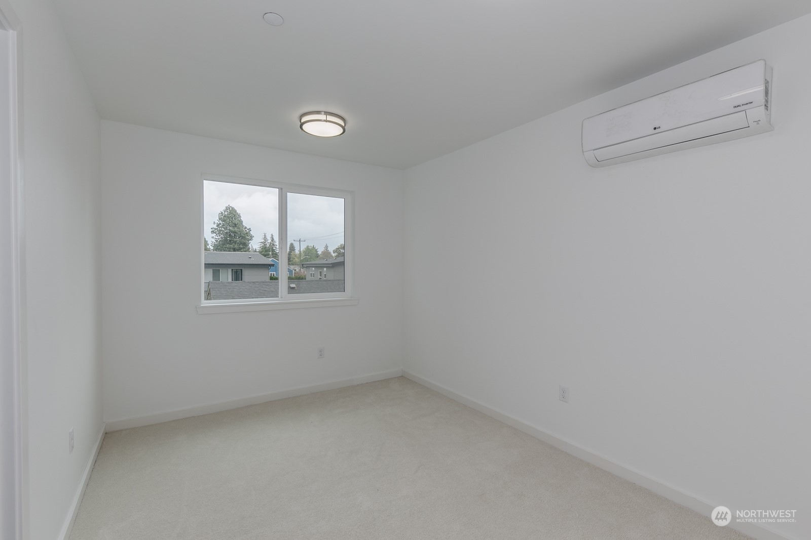 854 B SW 136th Street