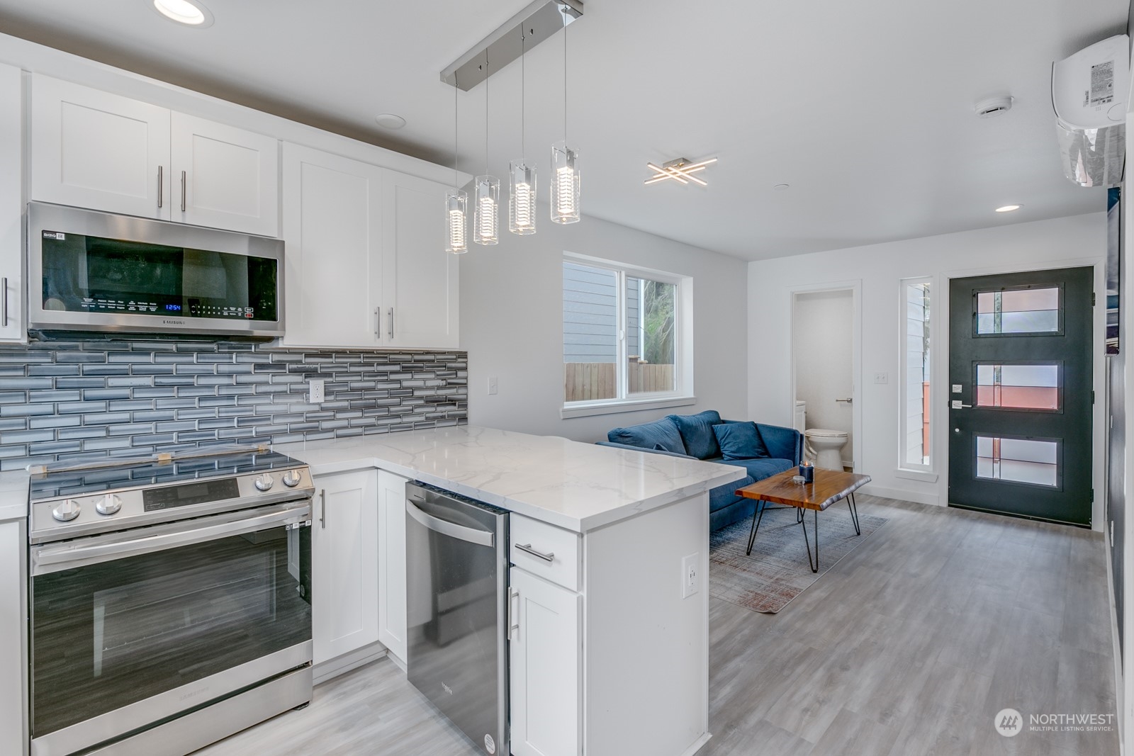 854 B SW 136th Street