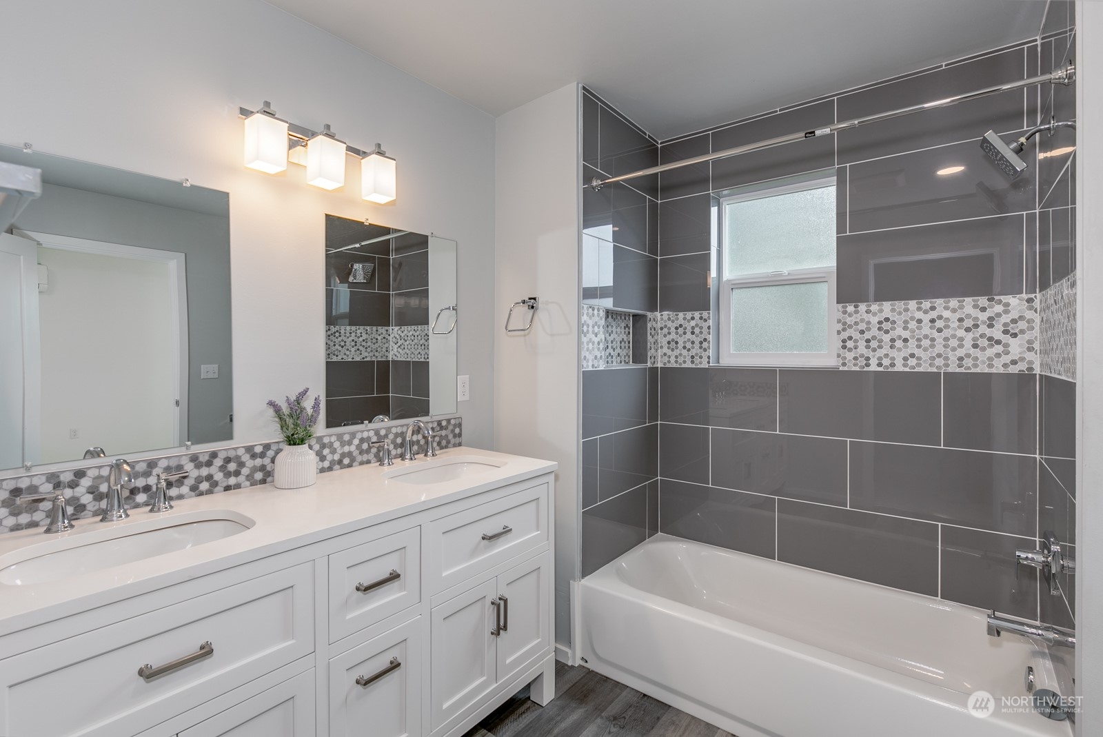 854 B SW 136th Street