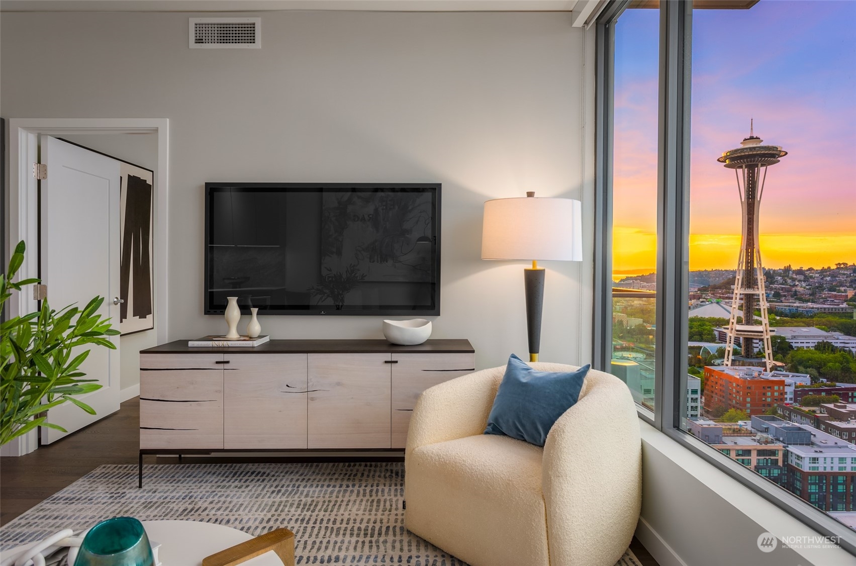 2510 6th Avenue Unit: 3408
