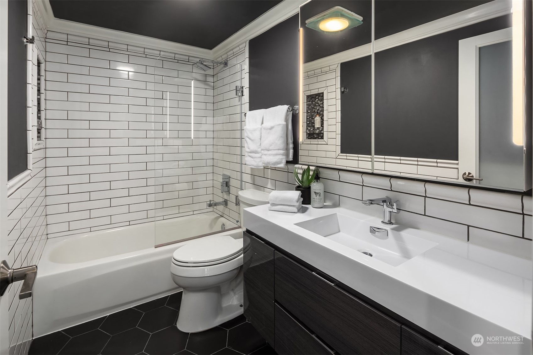 10517 NE 46th Street