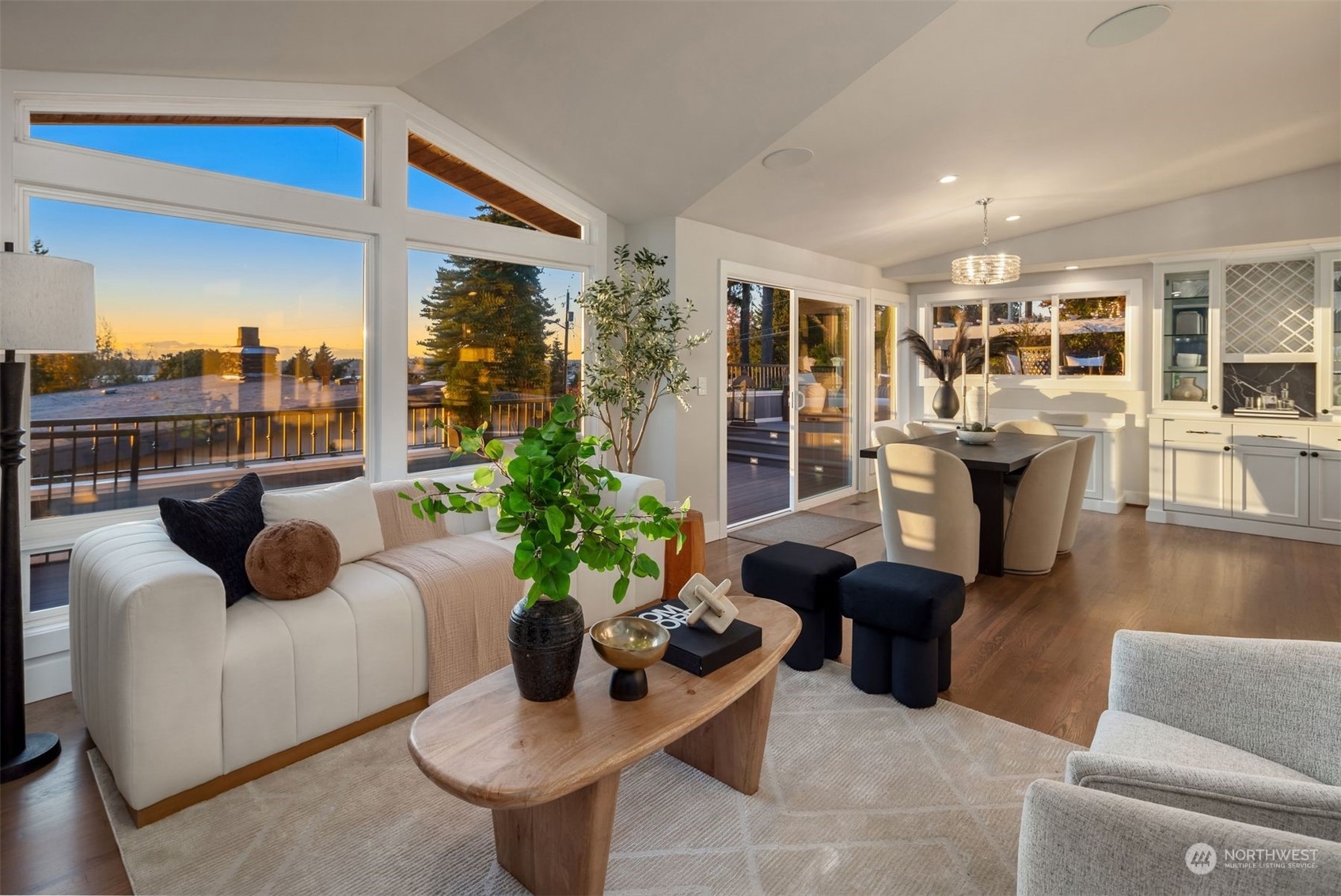 10517 NE 46th Street