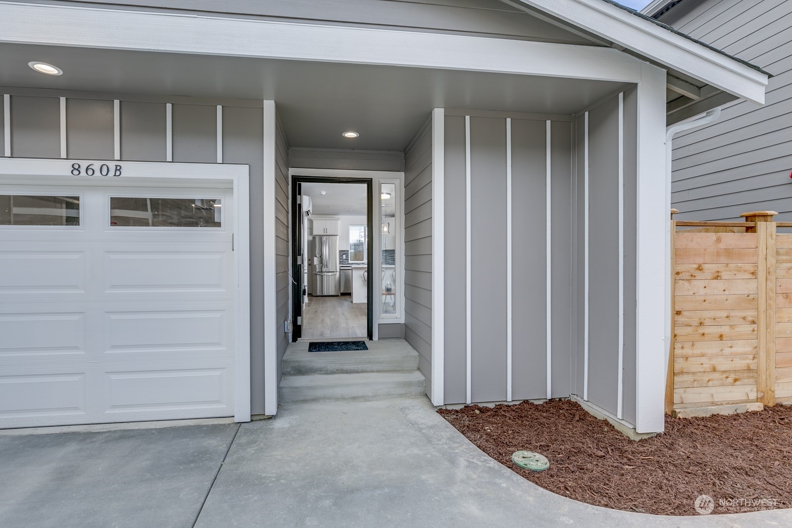 860 B SW 136th Street