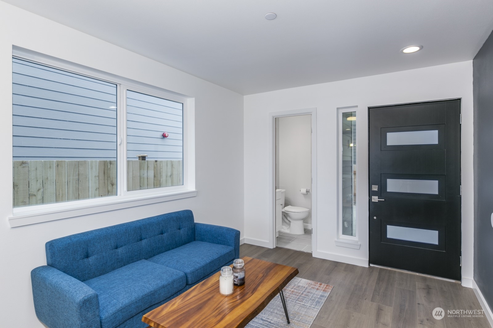 860 B SW 136th Street