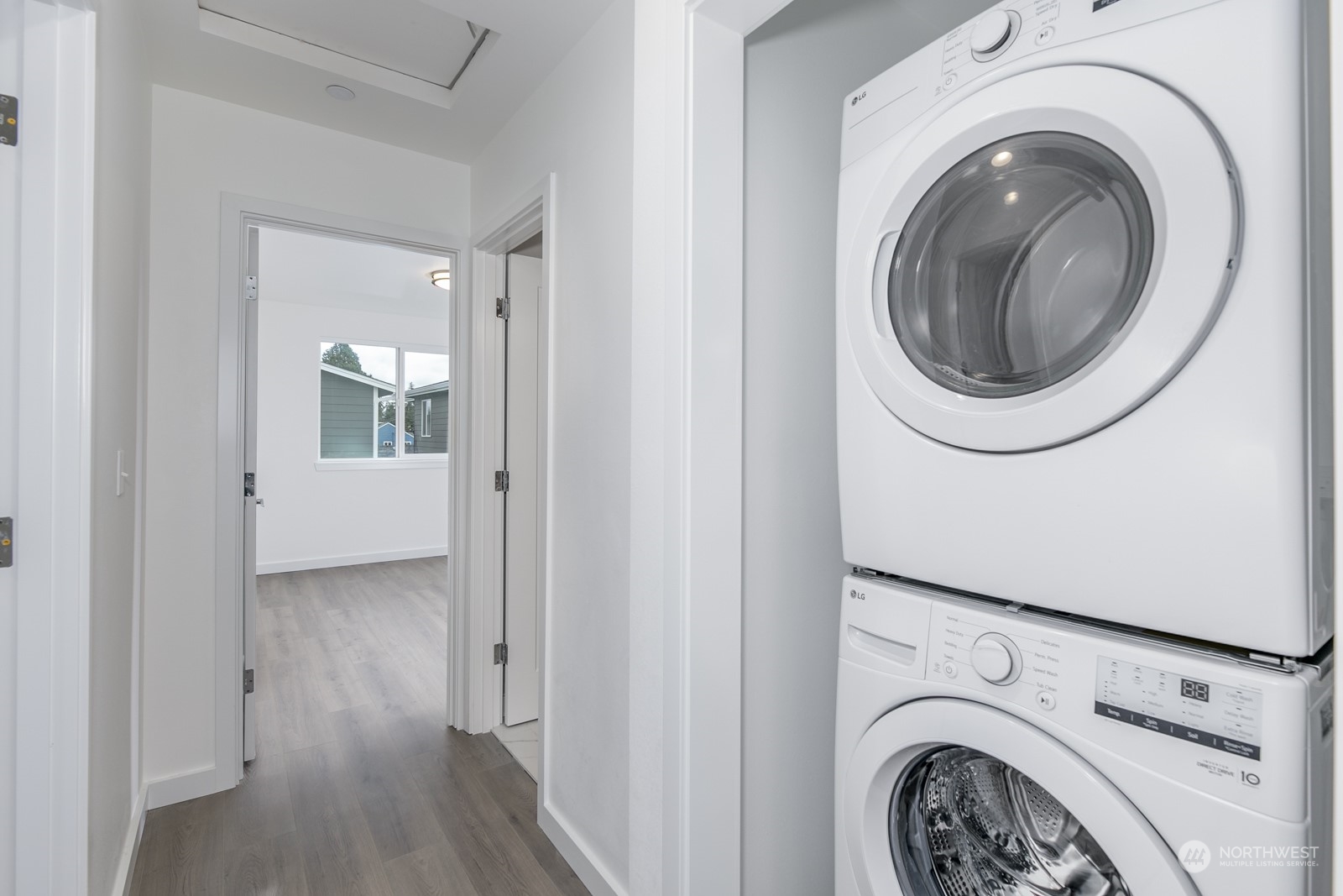 860 B SW 136th Street