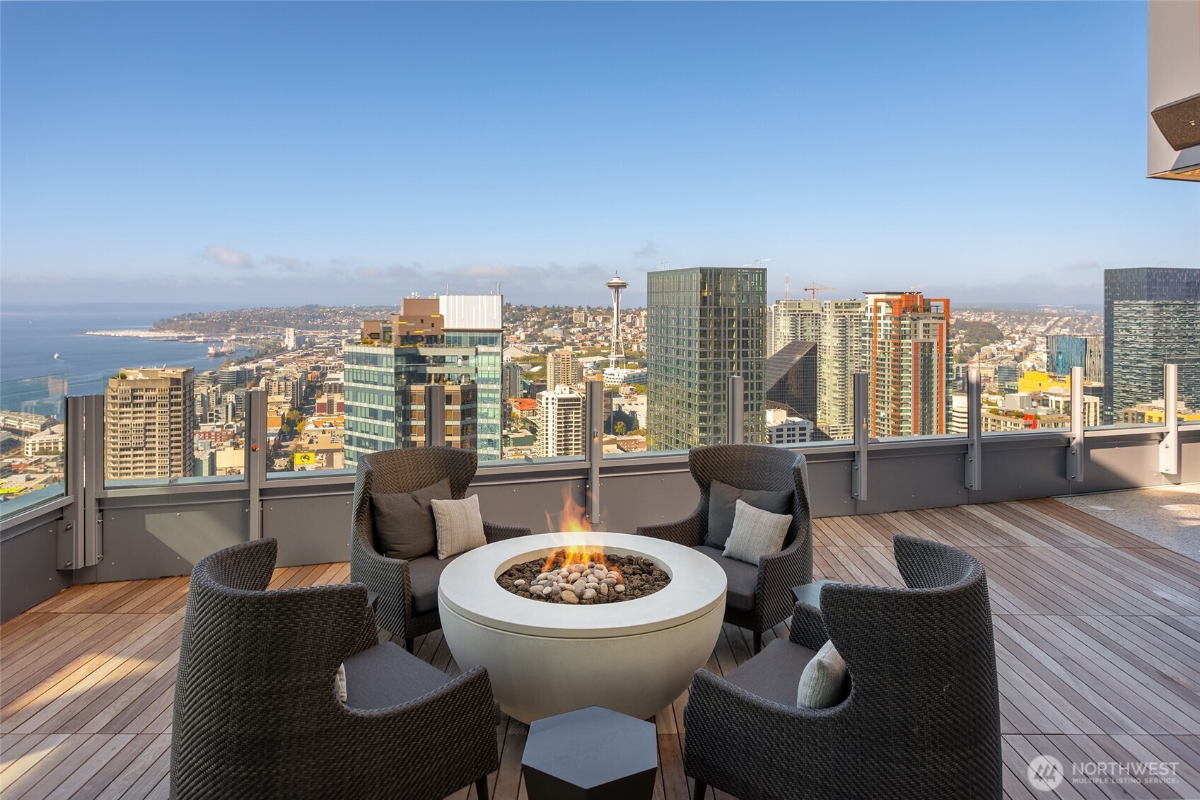 121 Stewart St Unit: 2105