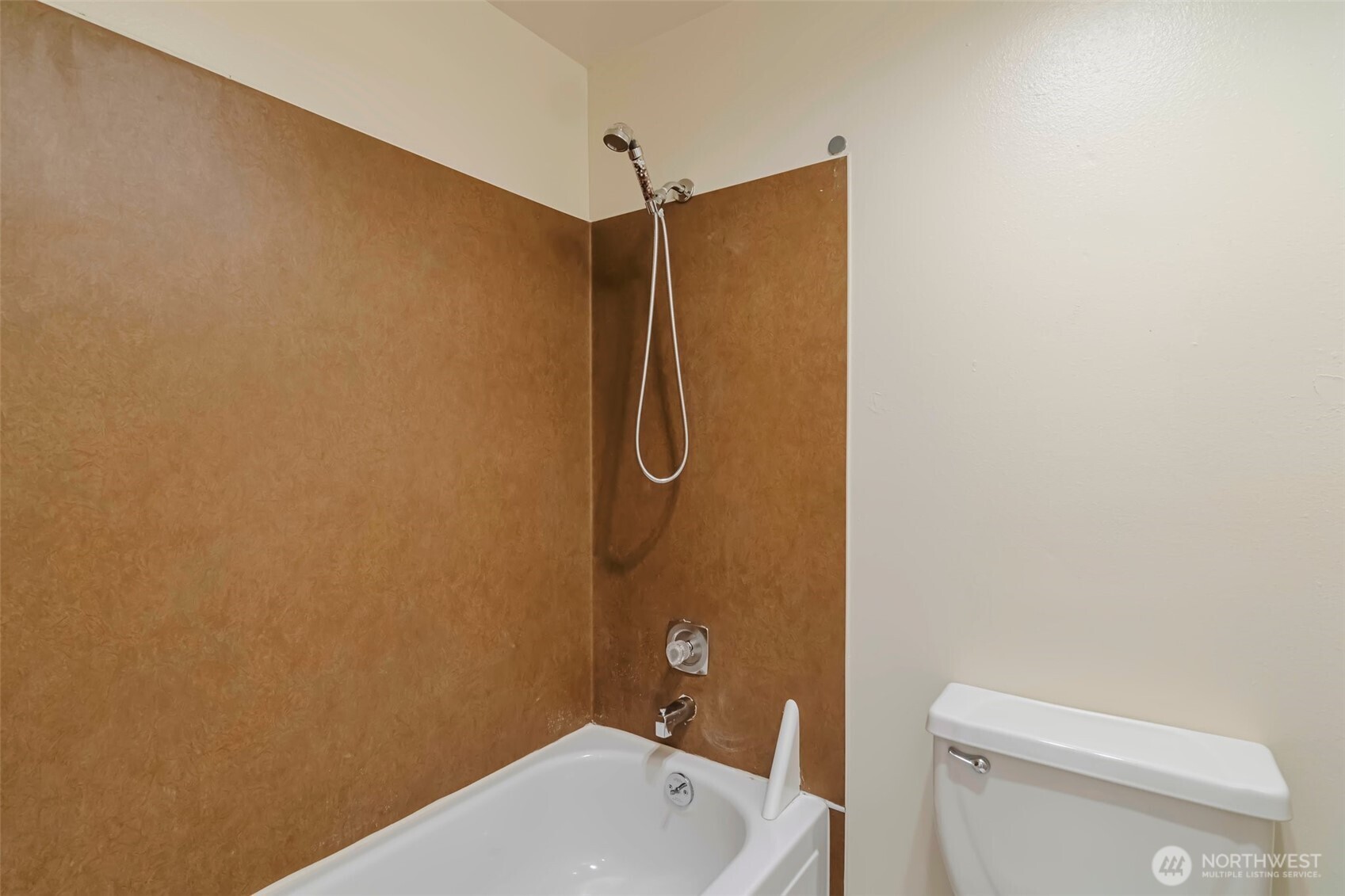 820 E Cady Road Unit: B203