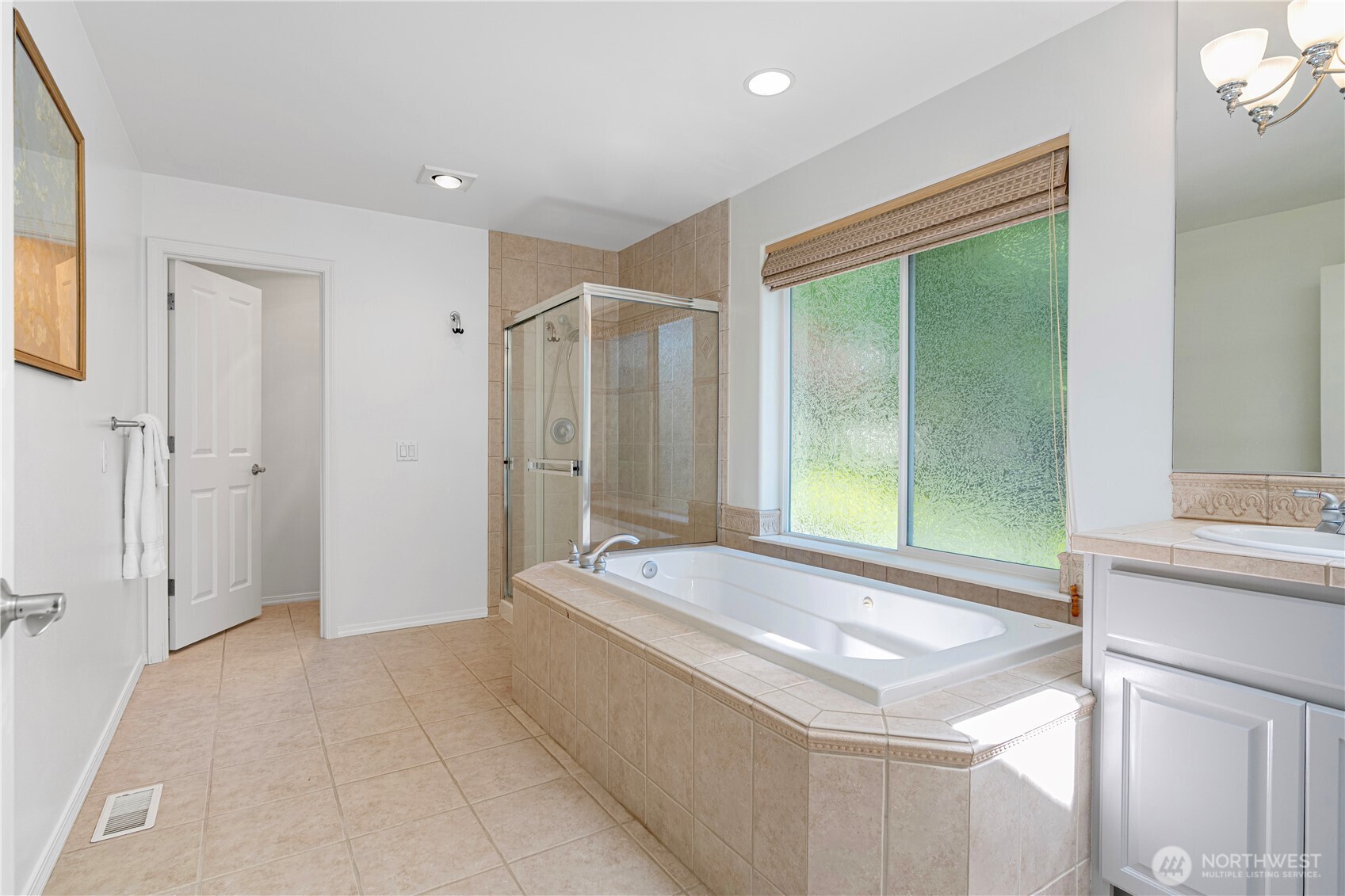 7817 NE 112th Street