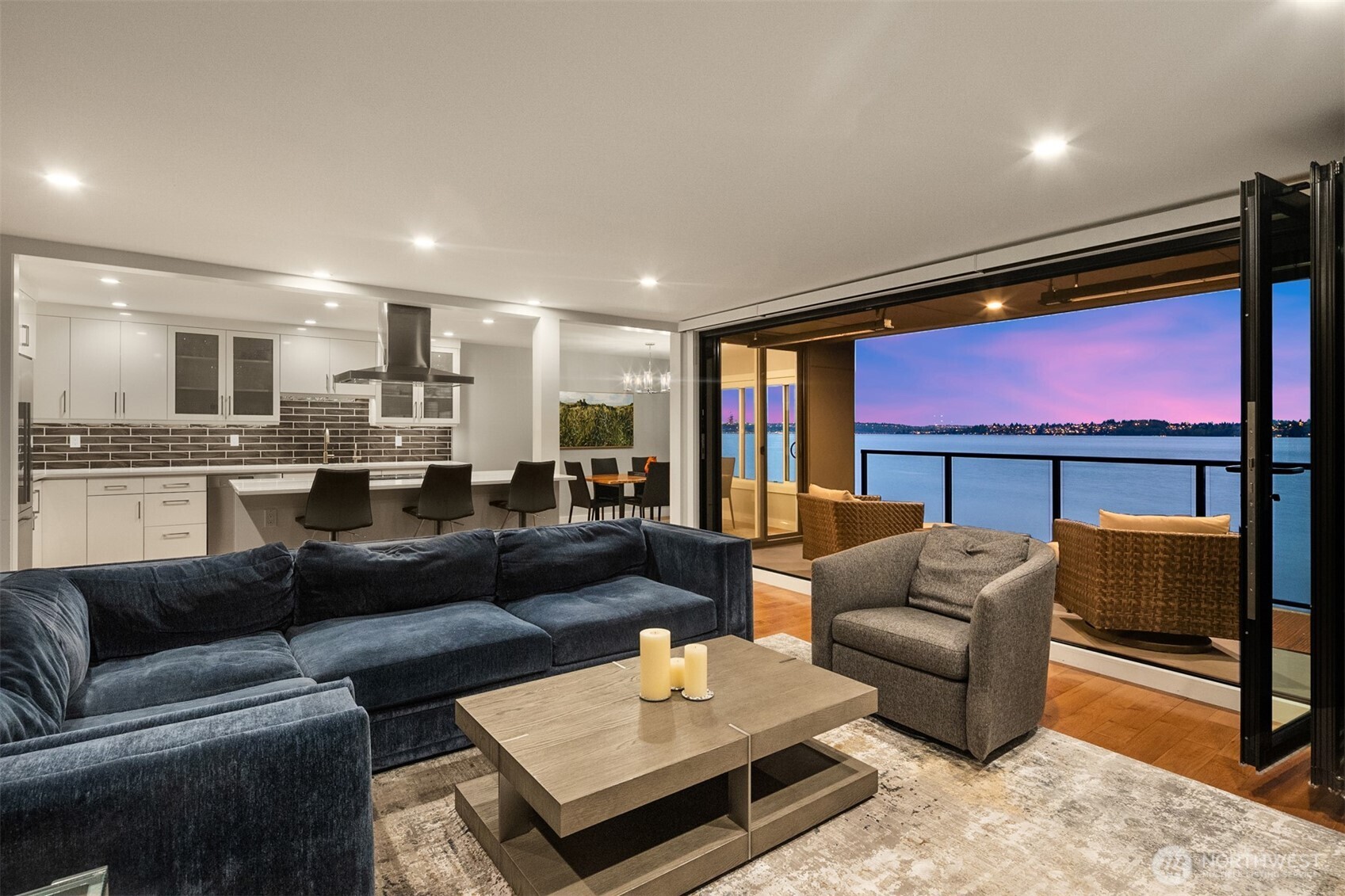 807 Lake Street S Unit: 300