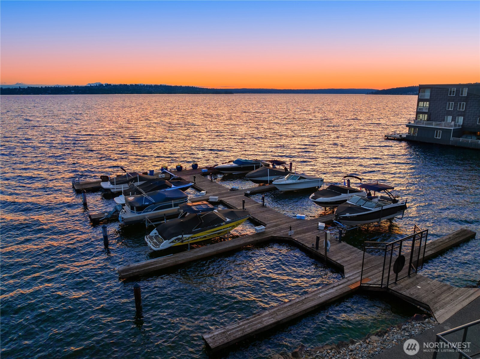 807 Lake Street S Unit: 300