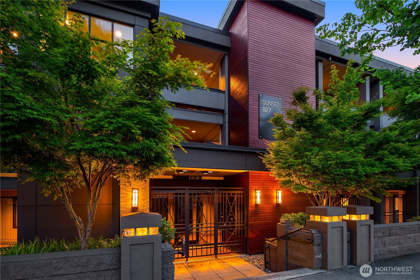 807 Lake Street S Unit: 300