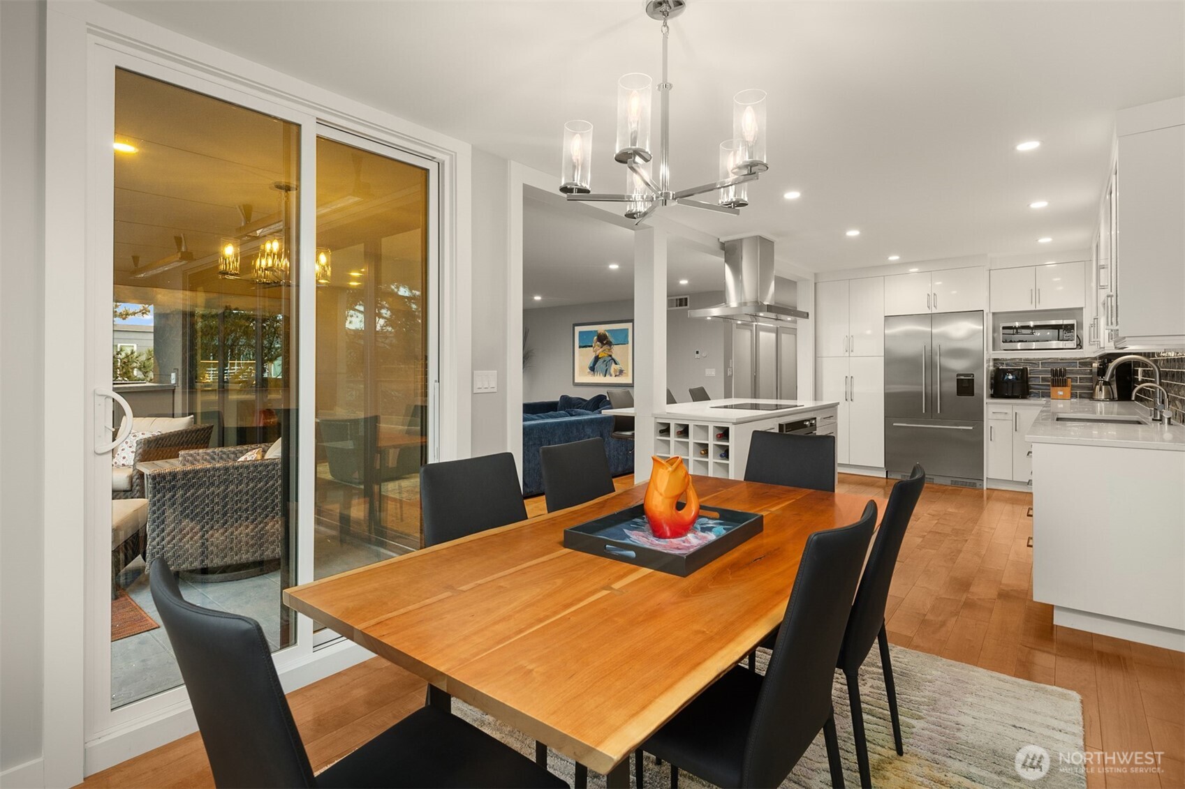 807 Lake Street S Unit: 300