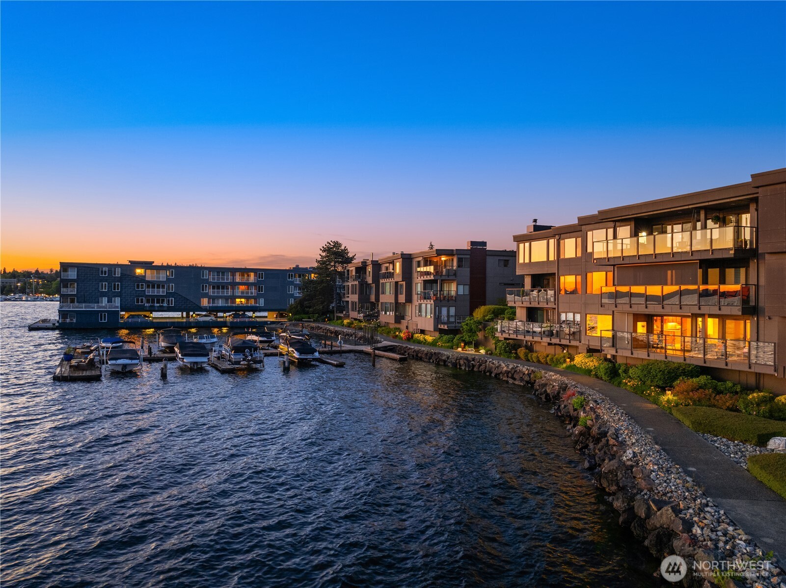 807 Lake Street S Unit: 300