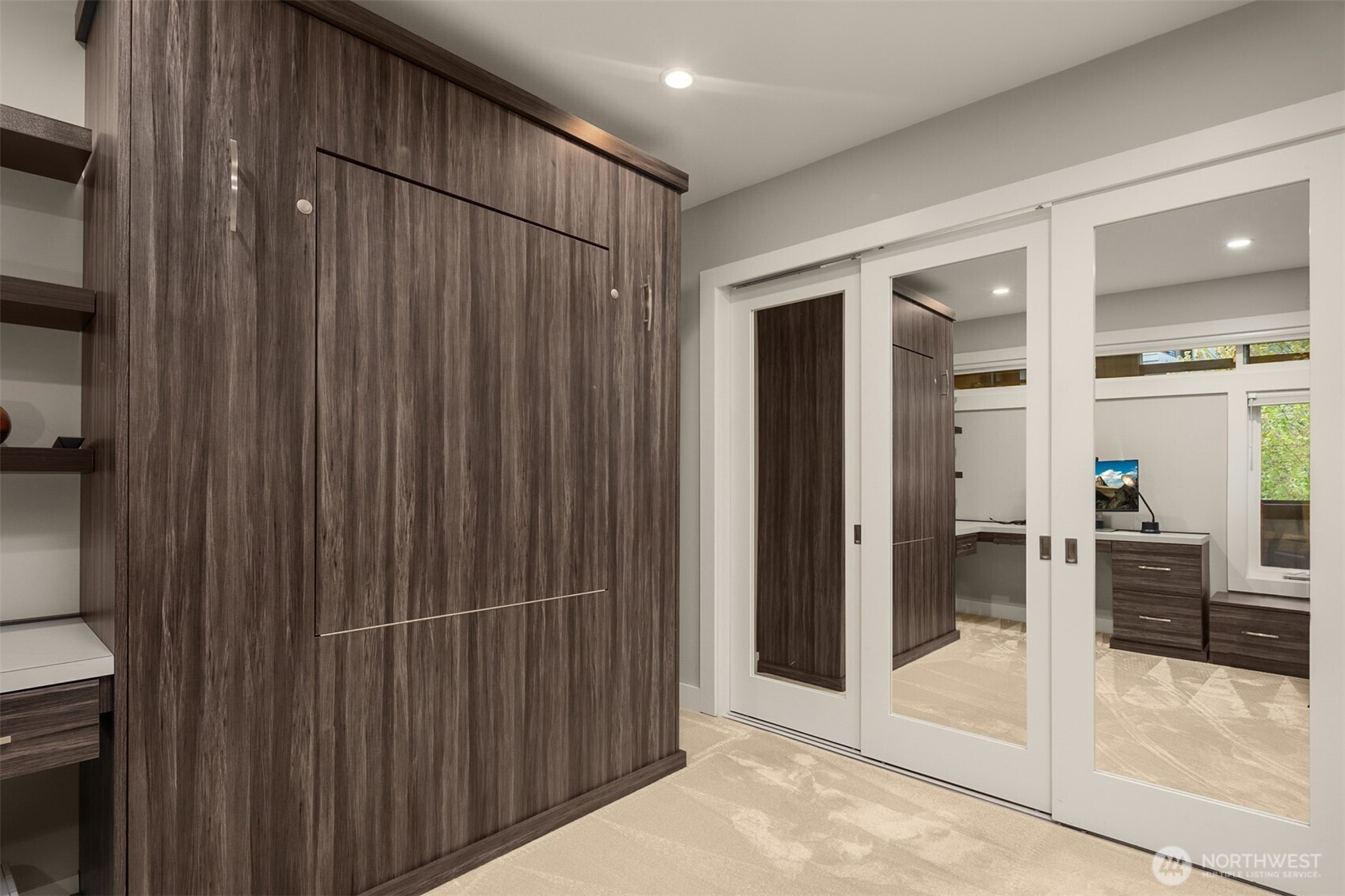 807 Lake Street S Unit: 300