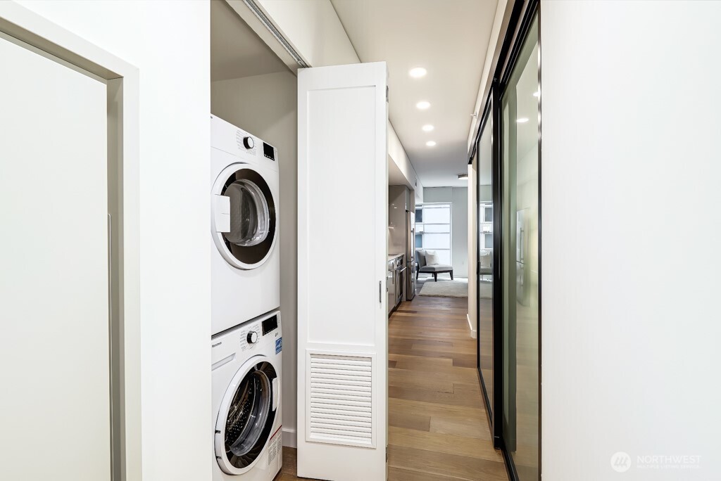 450 S Main Street Unit: 516