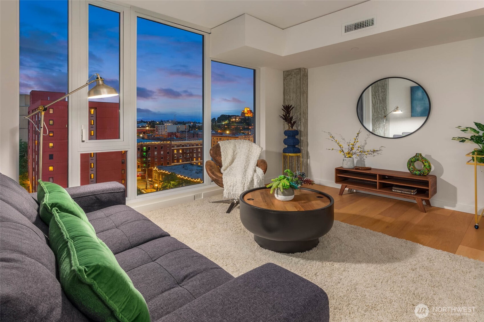 450 S Main Street Unit: 516