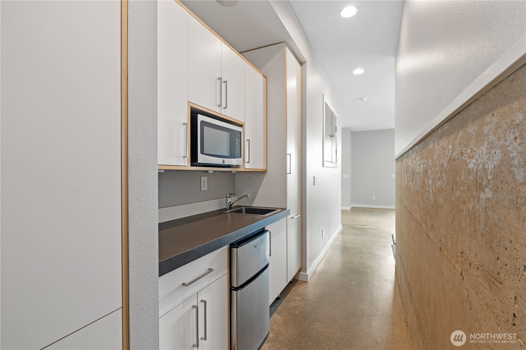 4529 Rainier Avenue S Unit: B