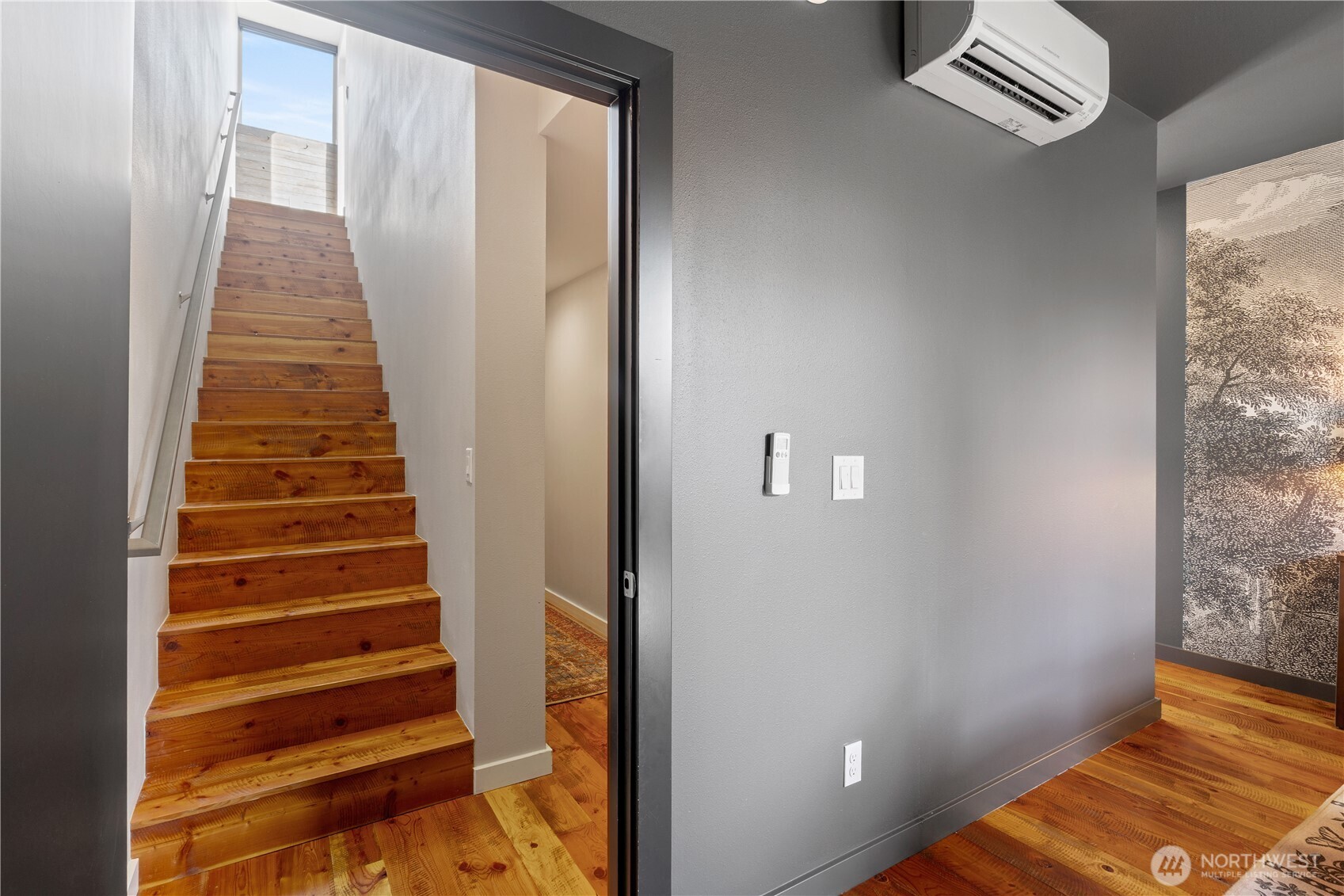 4529 Rainier Avenue S Unit: B