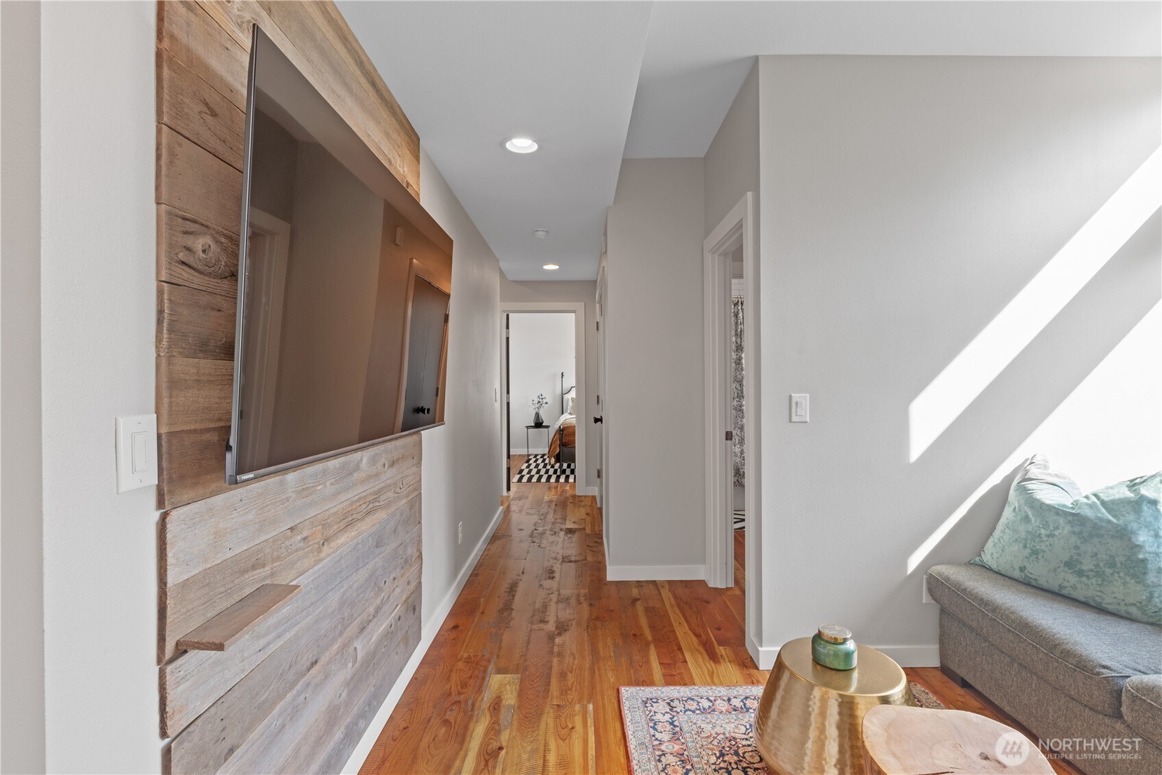 4529 Rainier Avenue S Unit: B