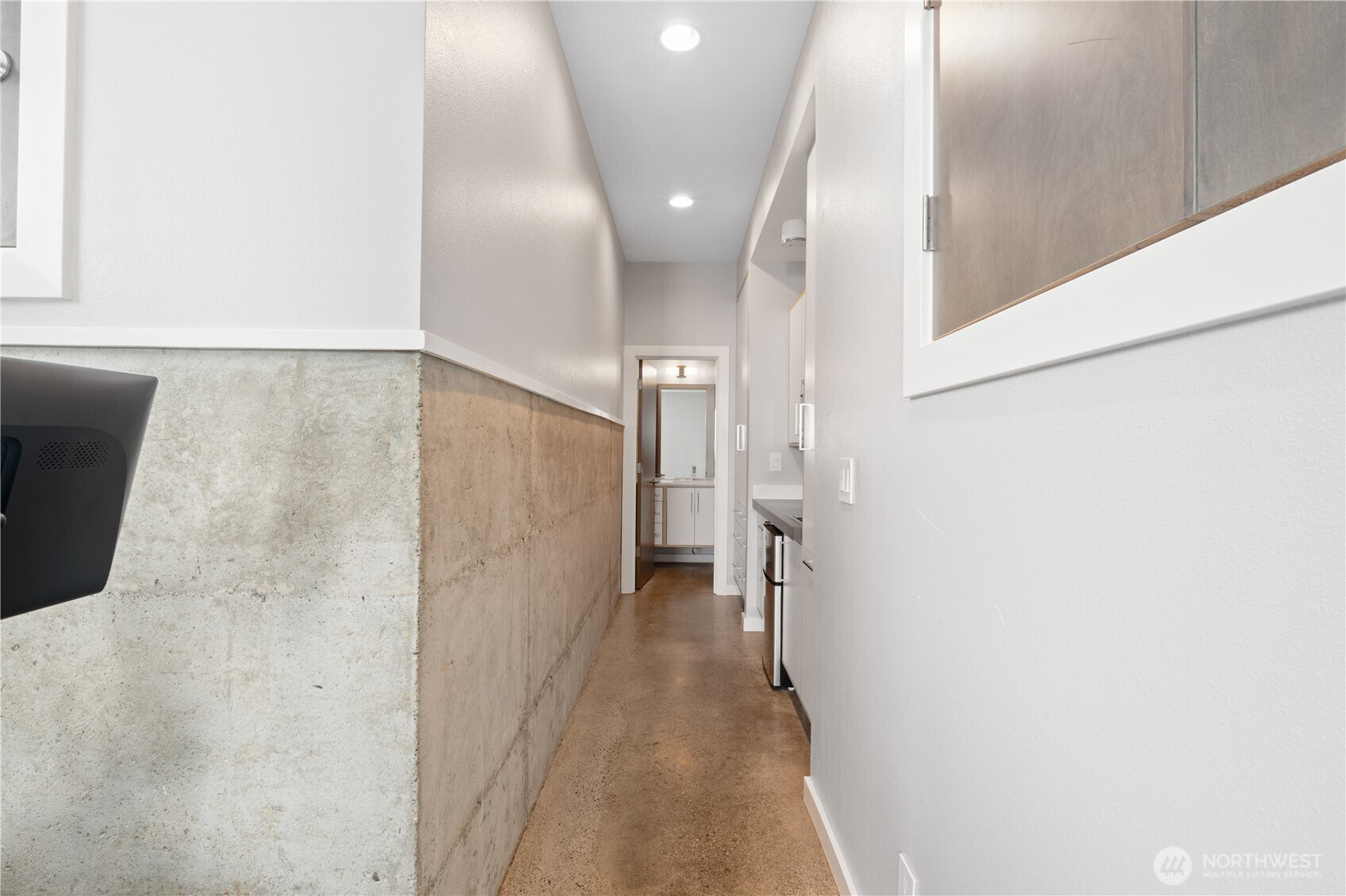 4529 Rainier Avenue S Unit: B