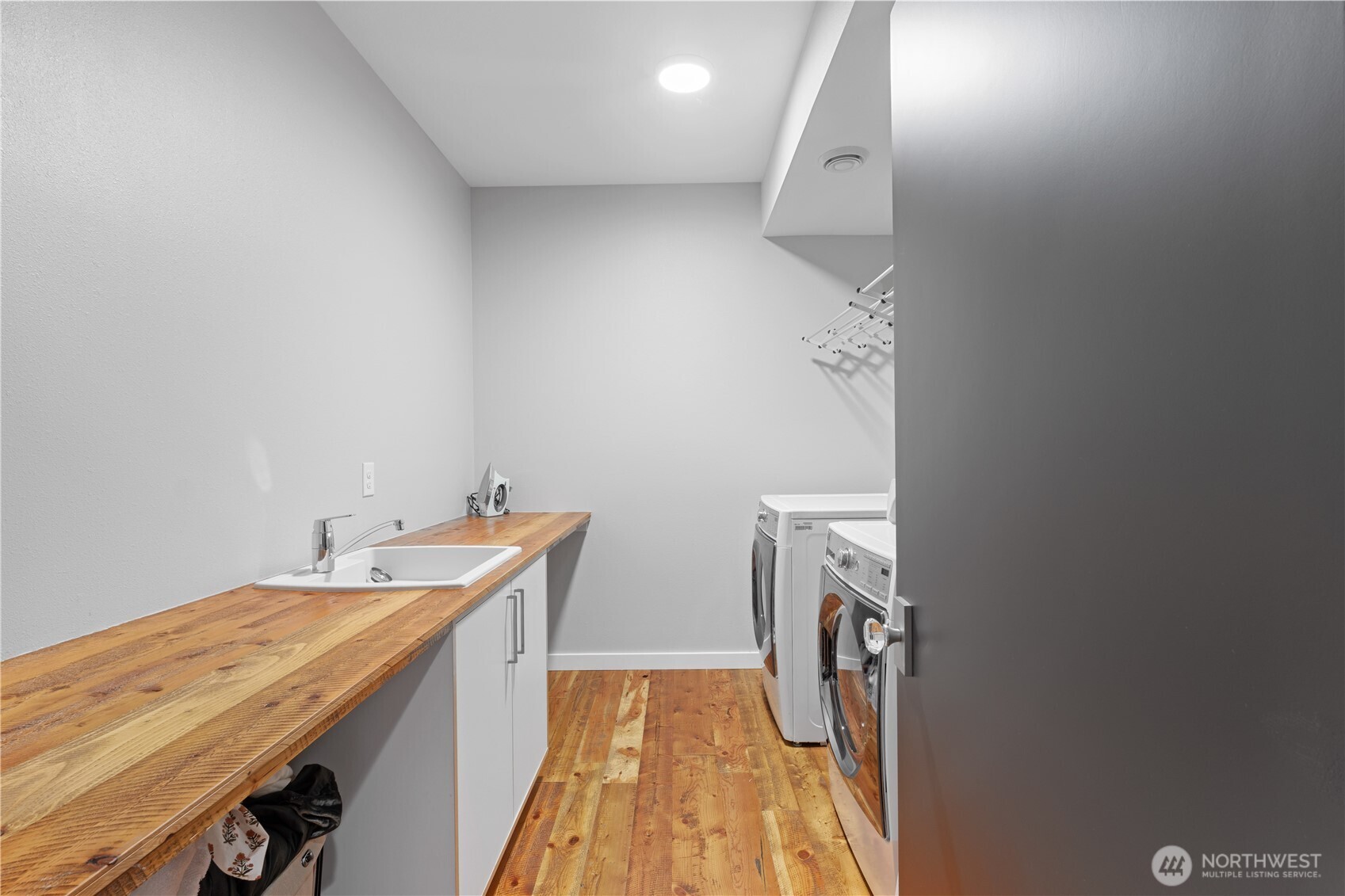 4529 Rainier Avenue S Unit: B