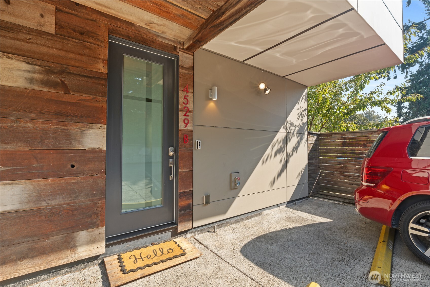 4529 Rainier Avenue S Unit: B