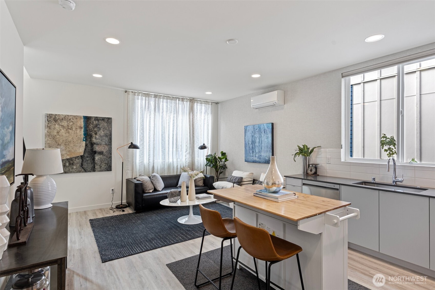 2527 29th Avenue S Unit: C