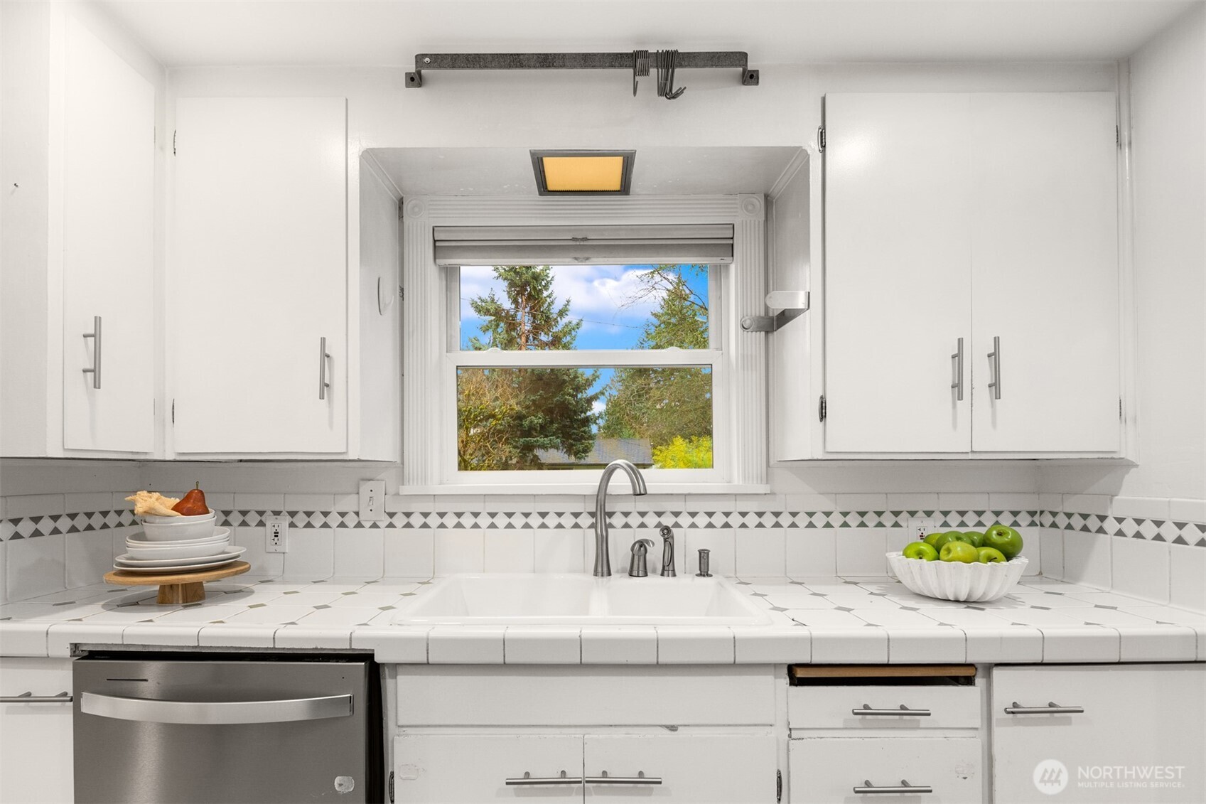 14021 27th Avenue NE