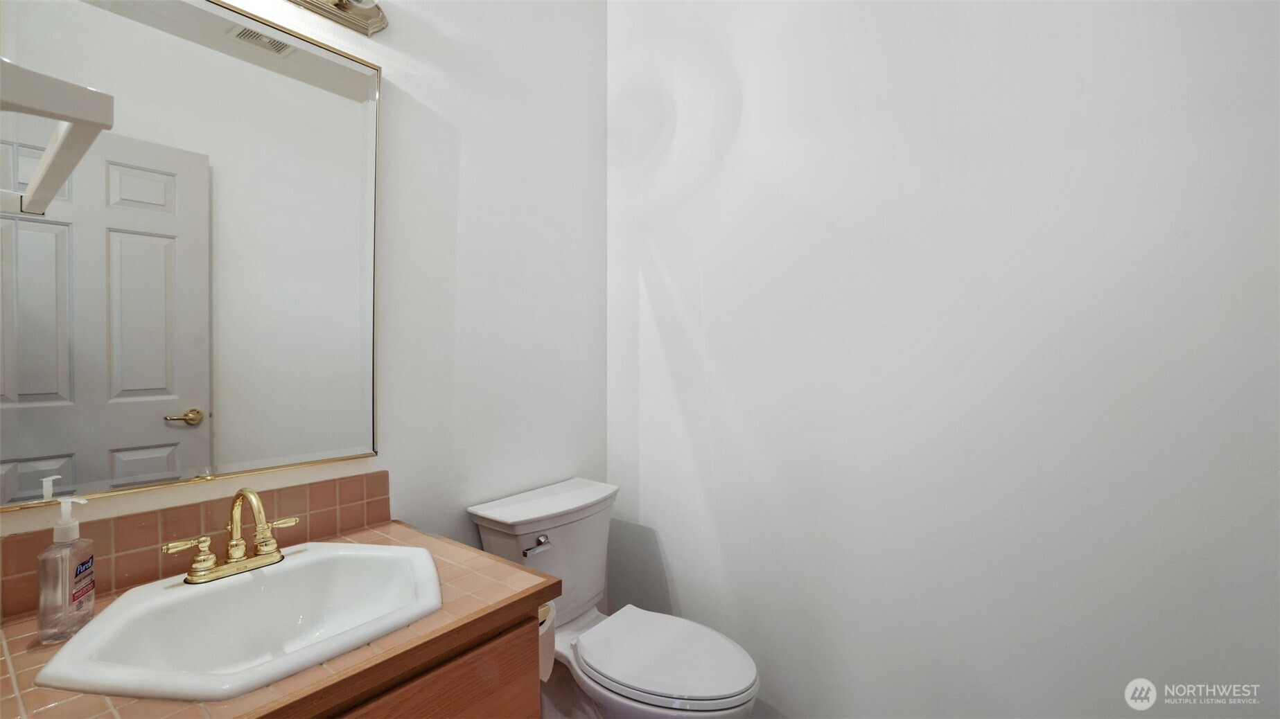 322 5th Avenue Unit: 202