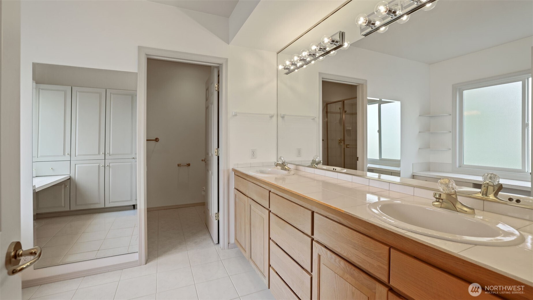 322 5th Avenue Unit: 202