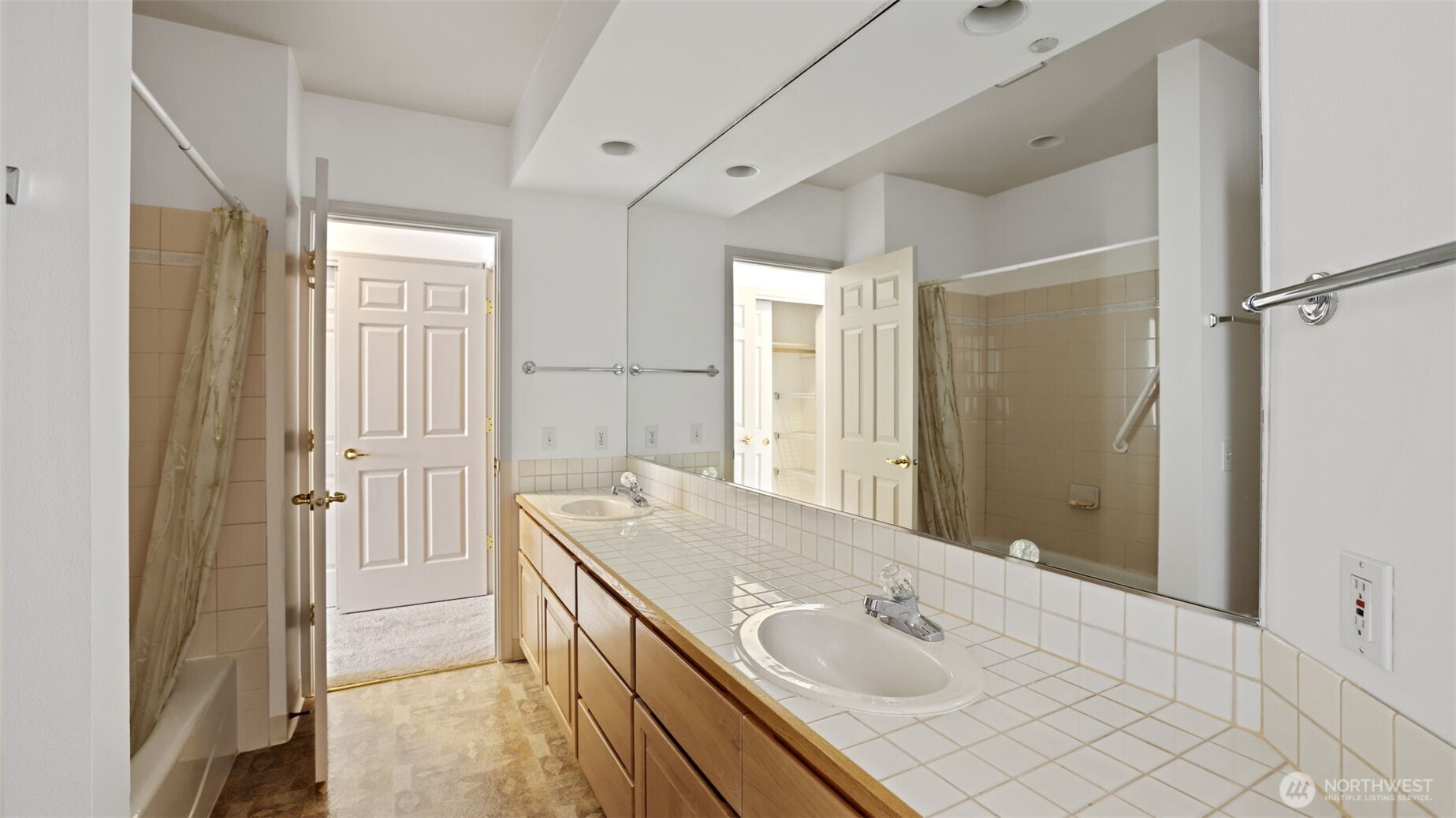 322 5th Avenue Unit: 202