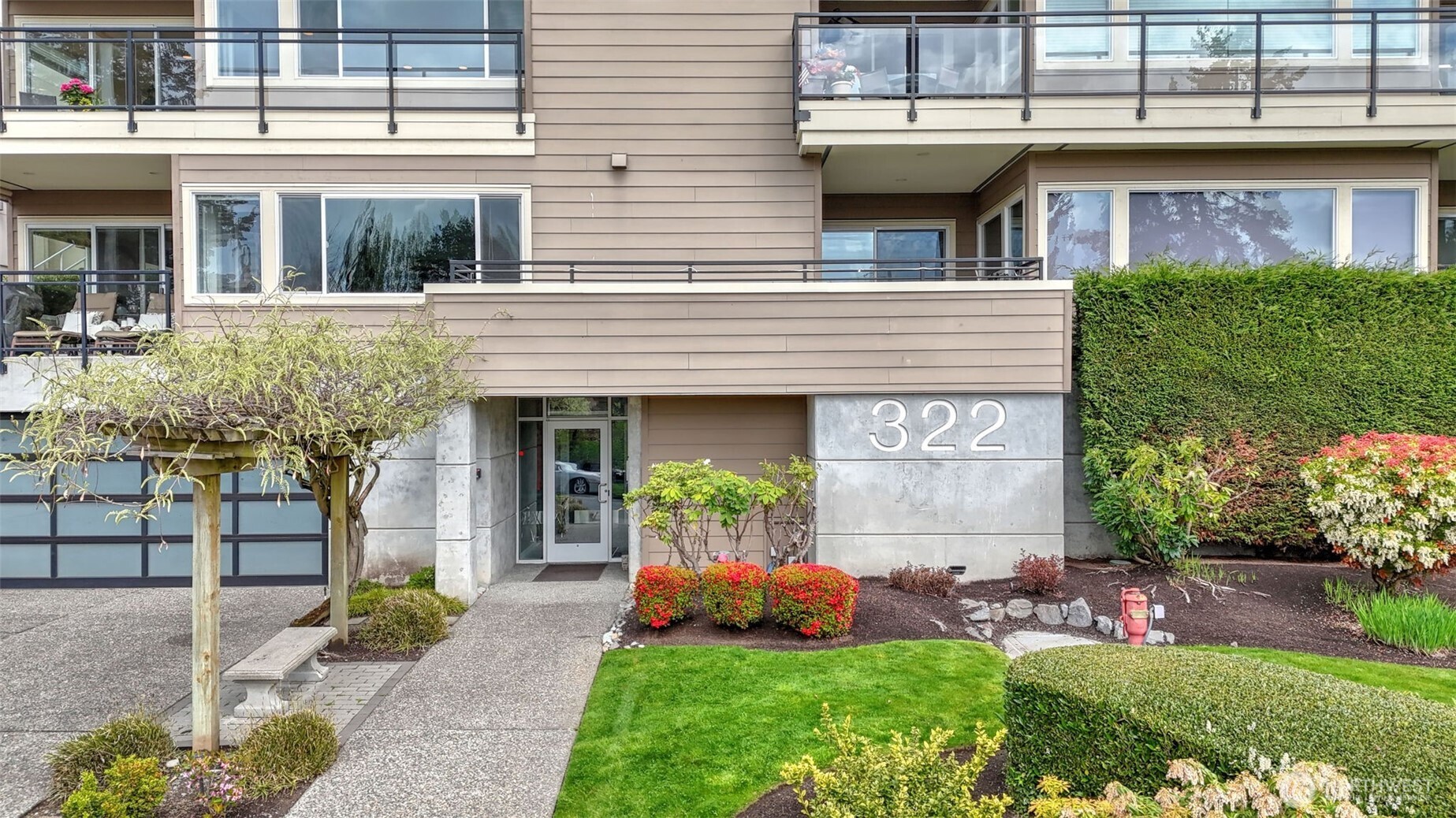 322 5th Avenue Unit: 202