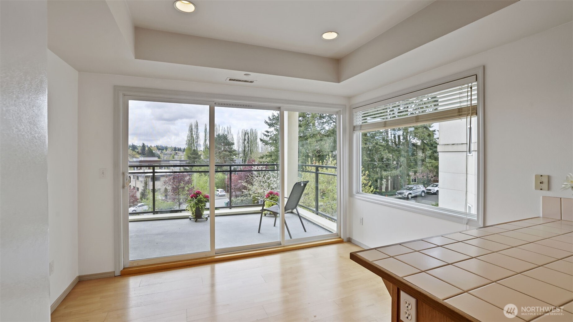 322 5th Avenue Unit: 202