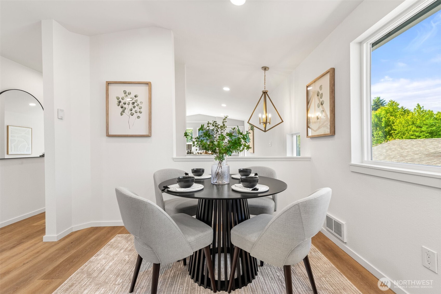 9526 Interlake Avenue N