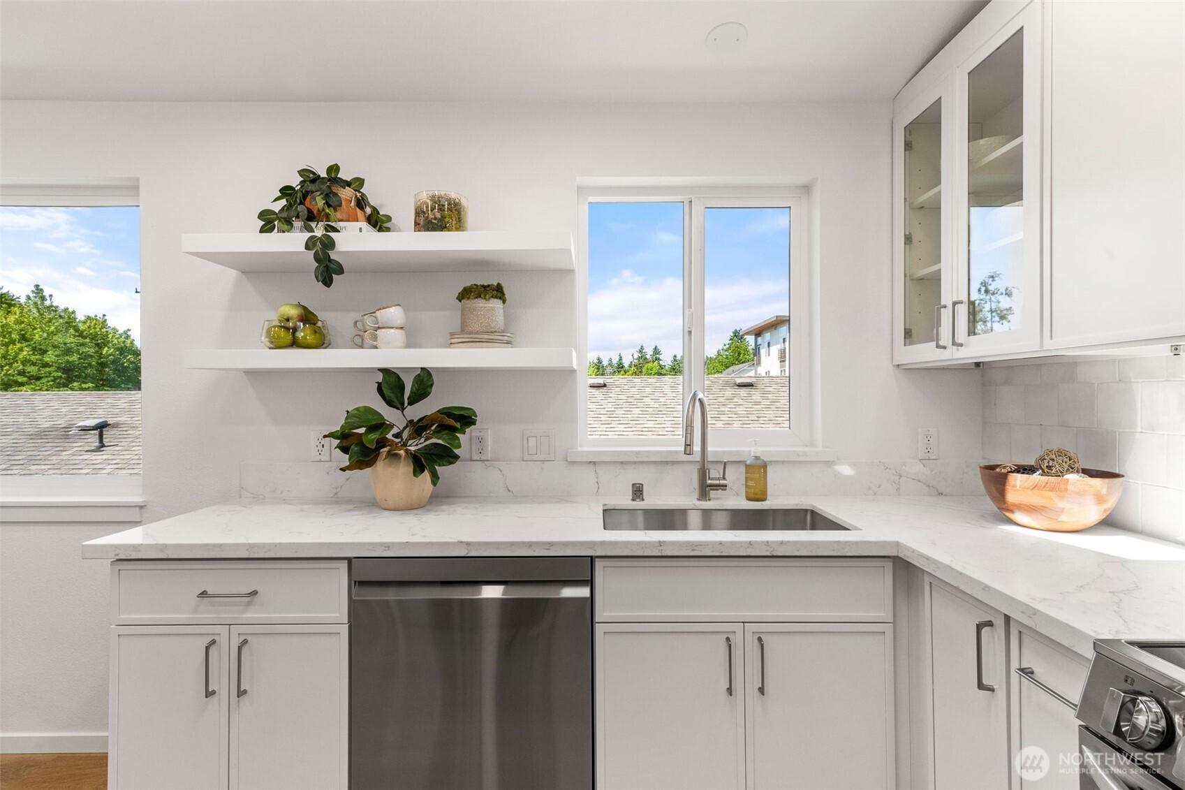 9526 Interlake Avenue N