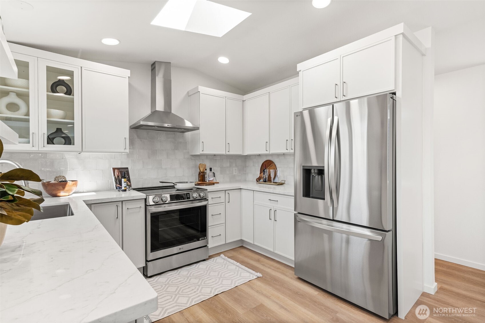 9526 Interlake Avenue N