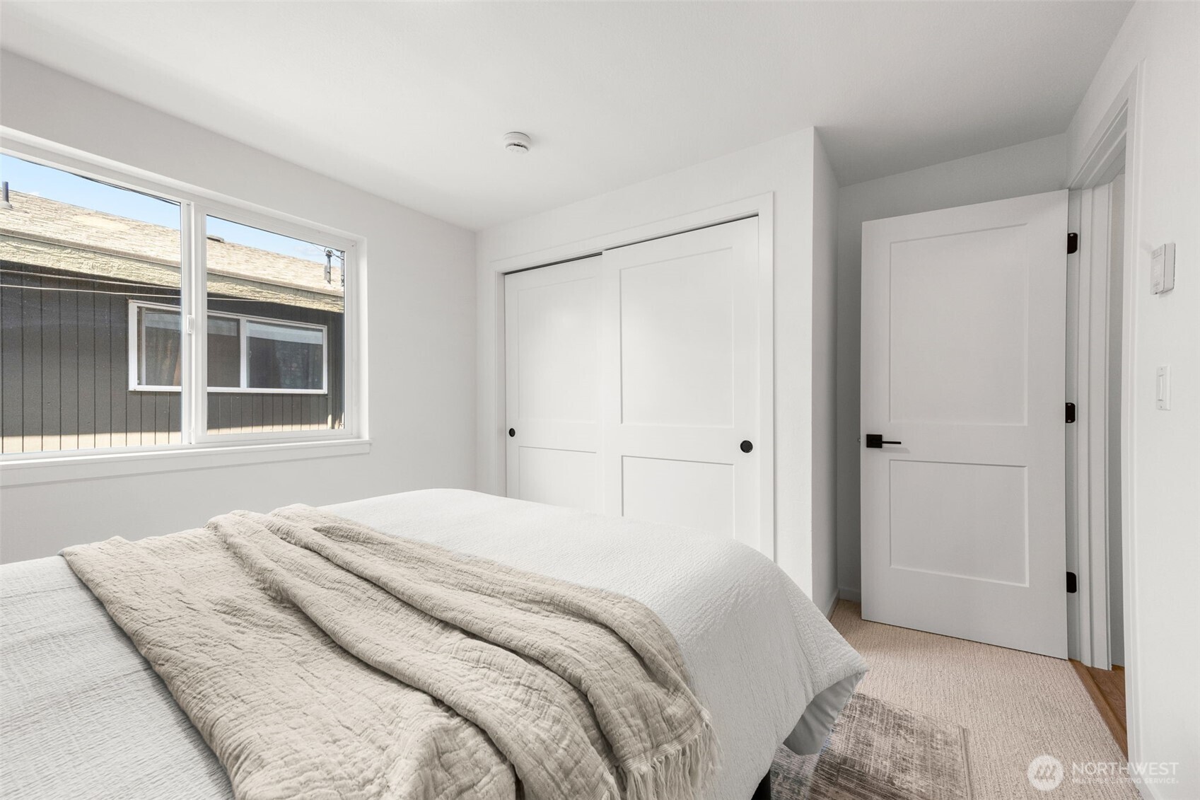 9526 Interlake Avenue N