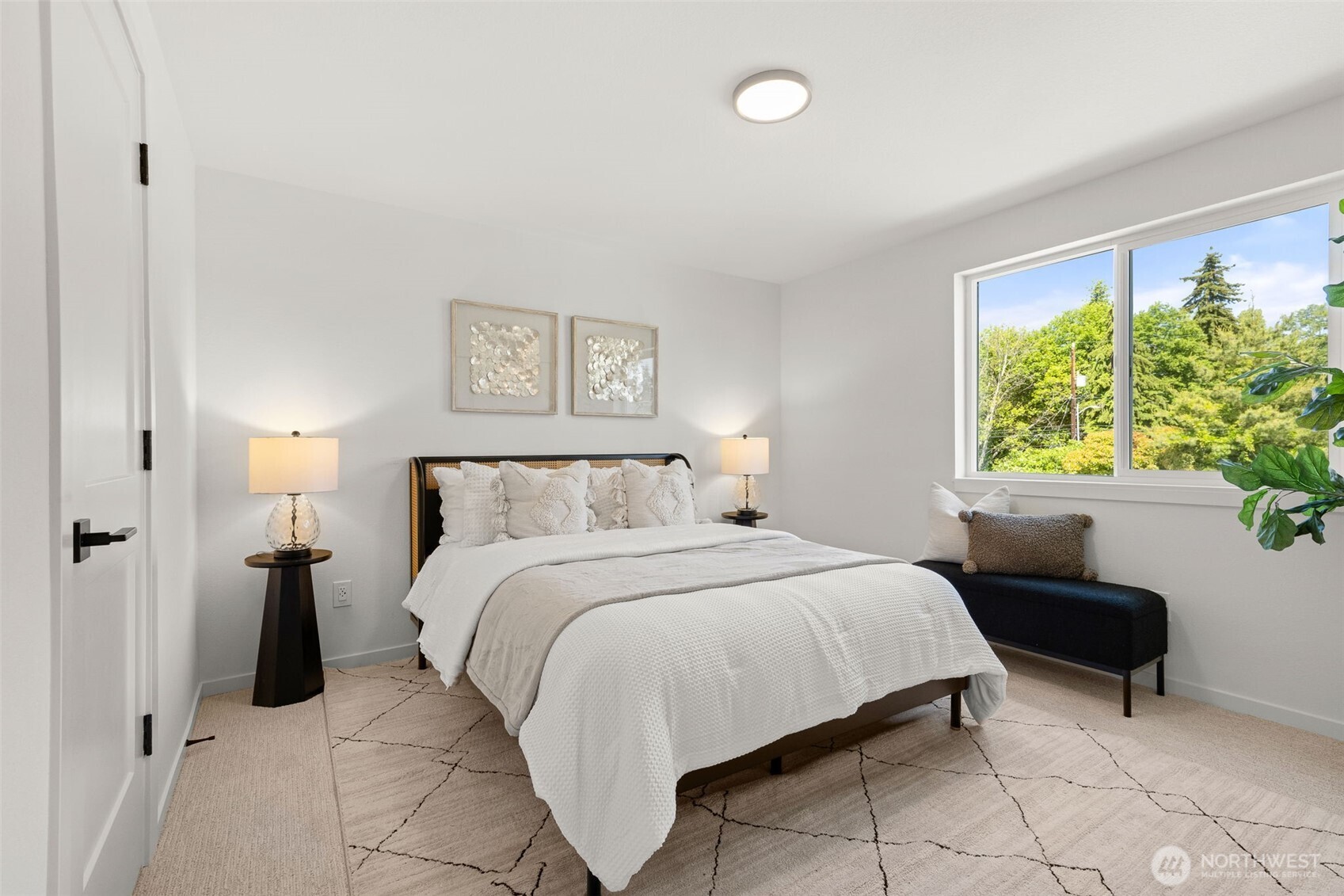 9526 Interlake Avenue N