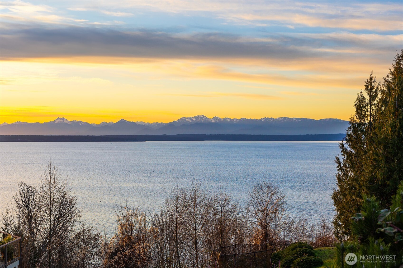 1932 NW Blue Ridge Drive