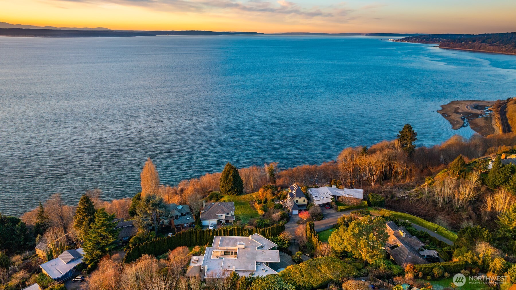 1932 NW Blue Ridge Drive