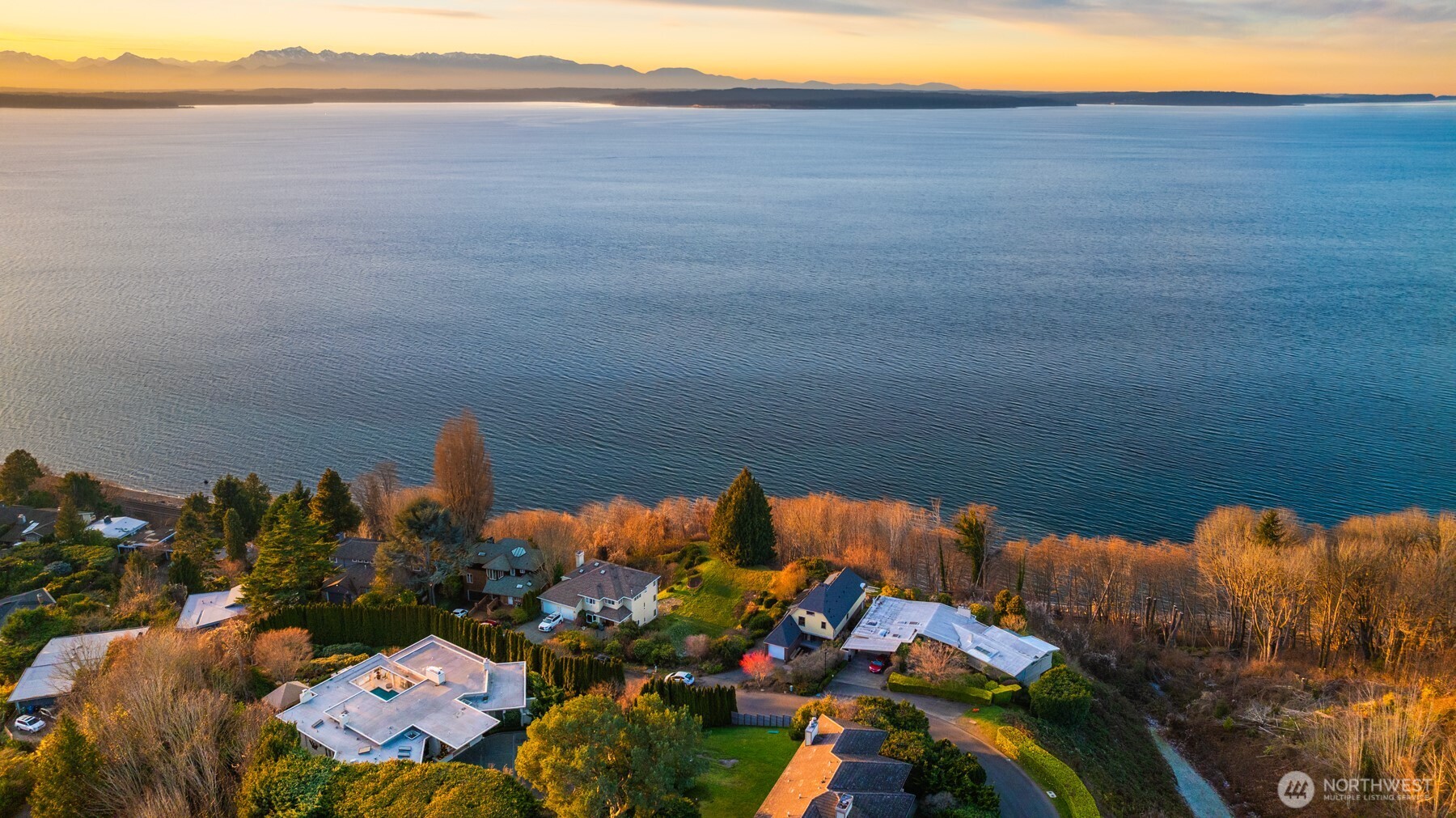 1932 NW Blue Ridge Drive