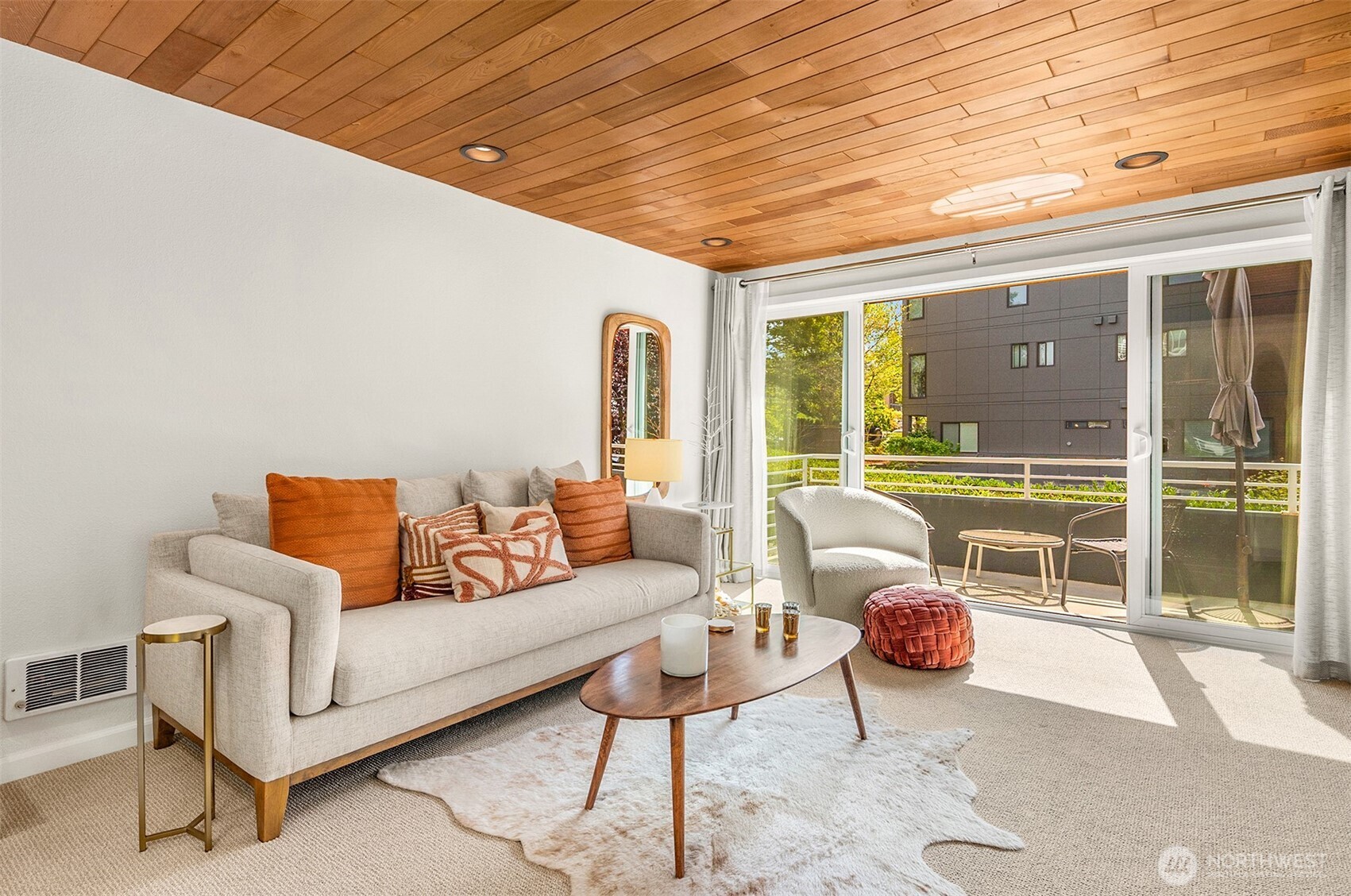 733 Lake Street S Unit: 101