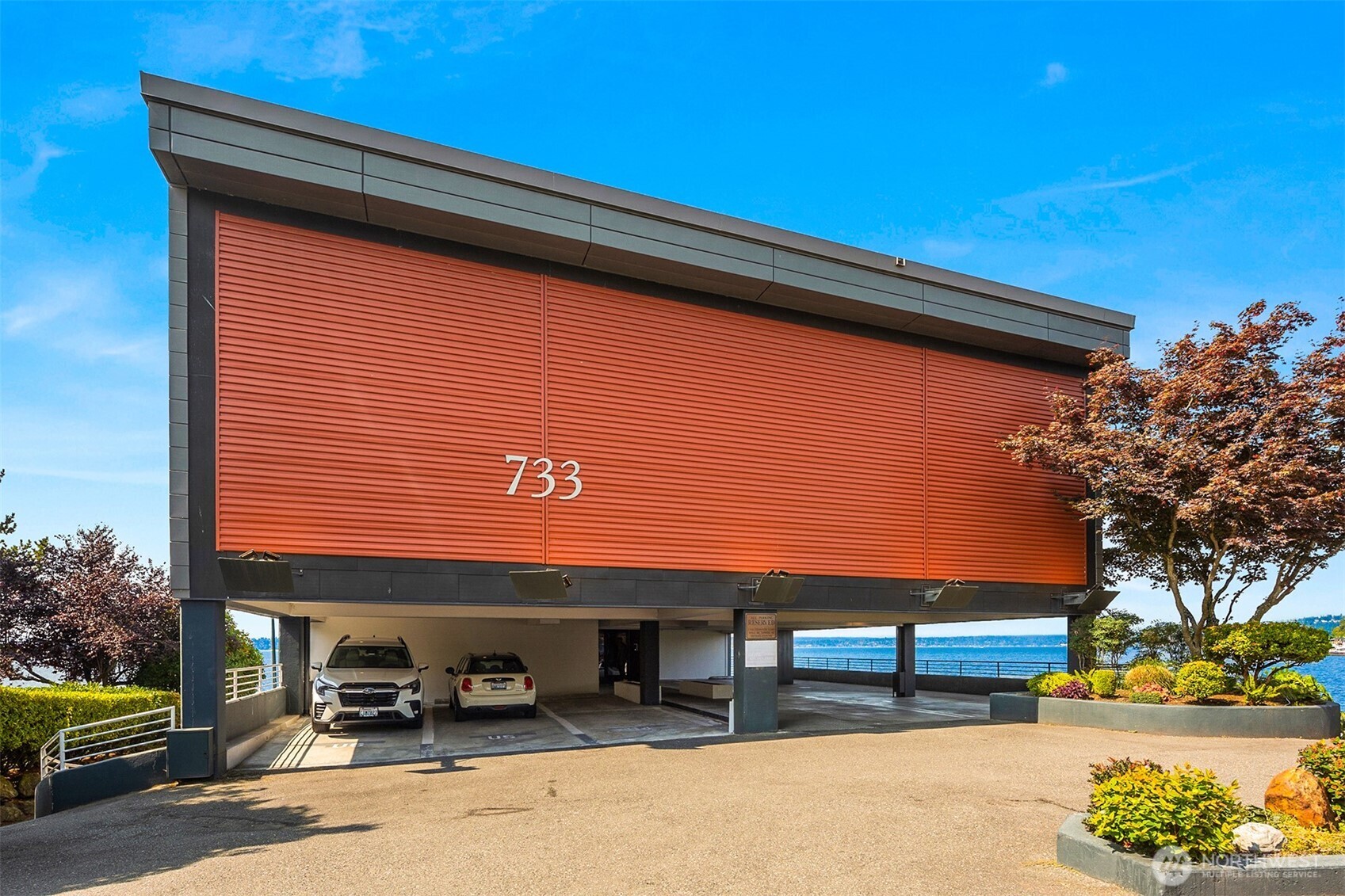 733 Lake Street S Unit: 101