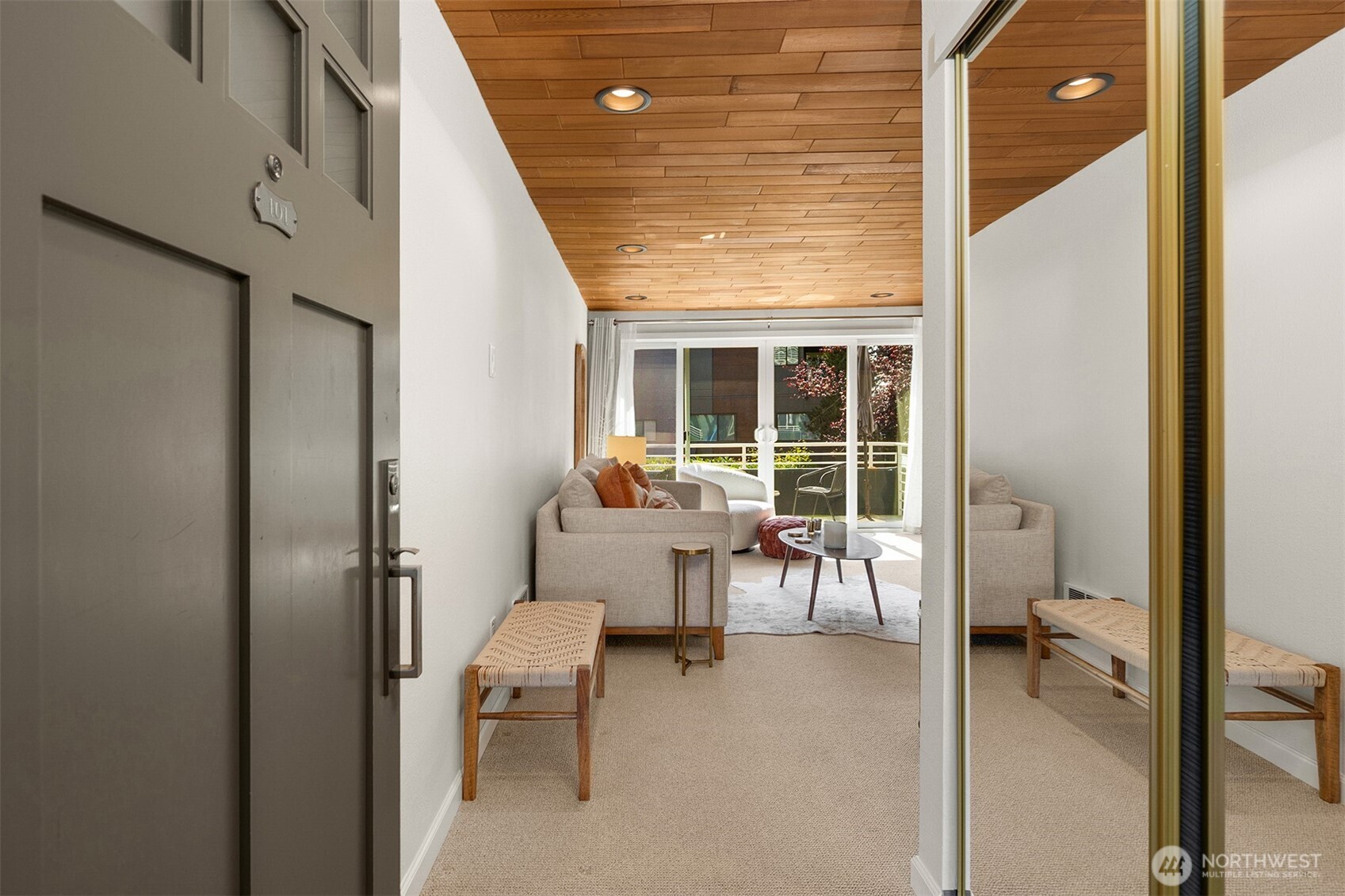 733 Lake Street S Unit: 101