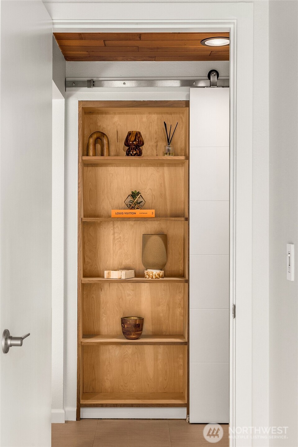 733 Lake Street S Unit: 101