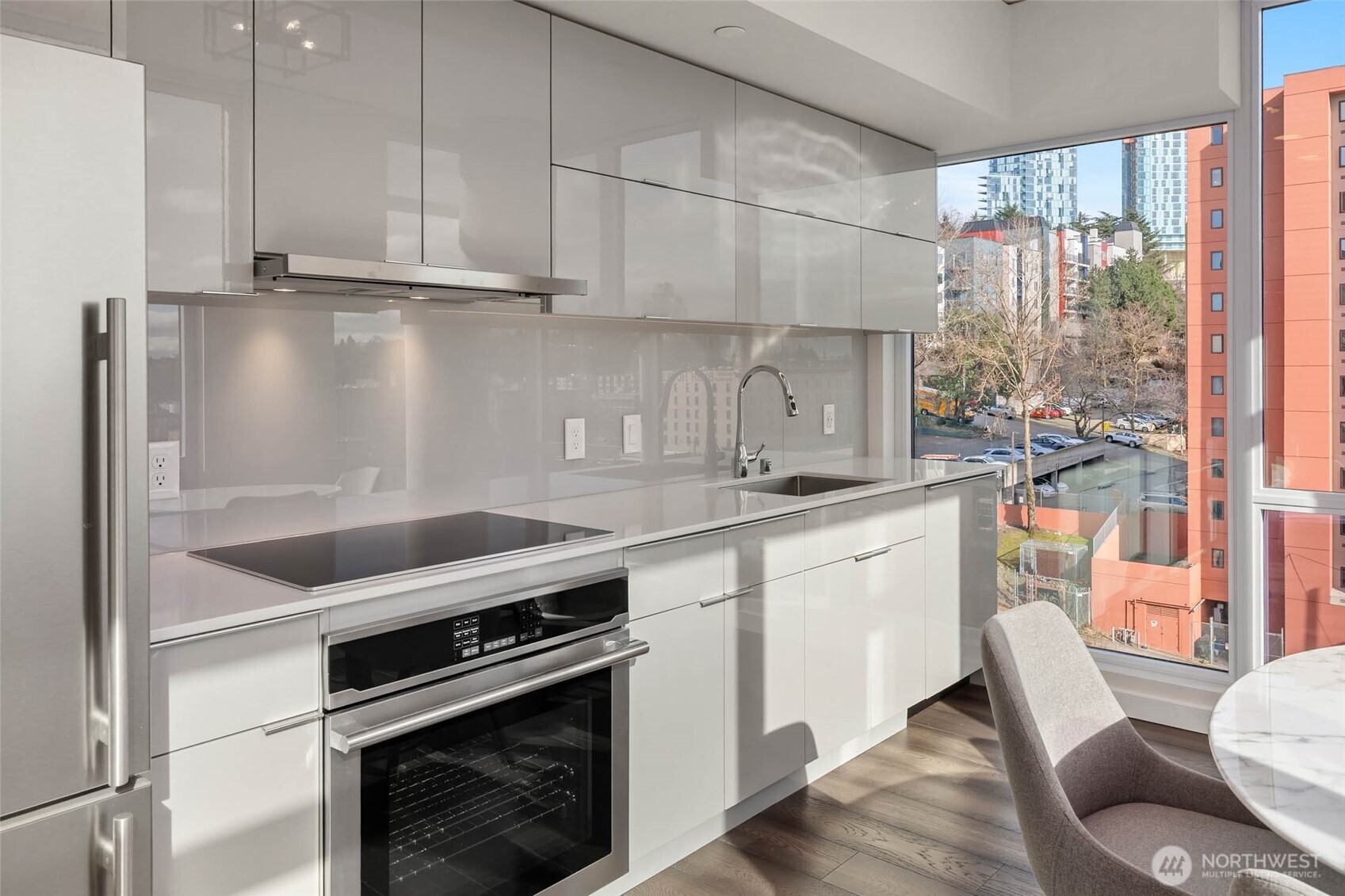 450 S Main St Unit: 806