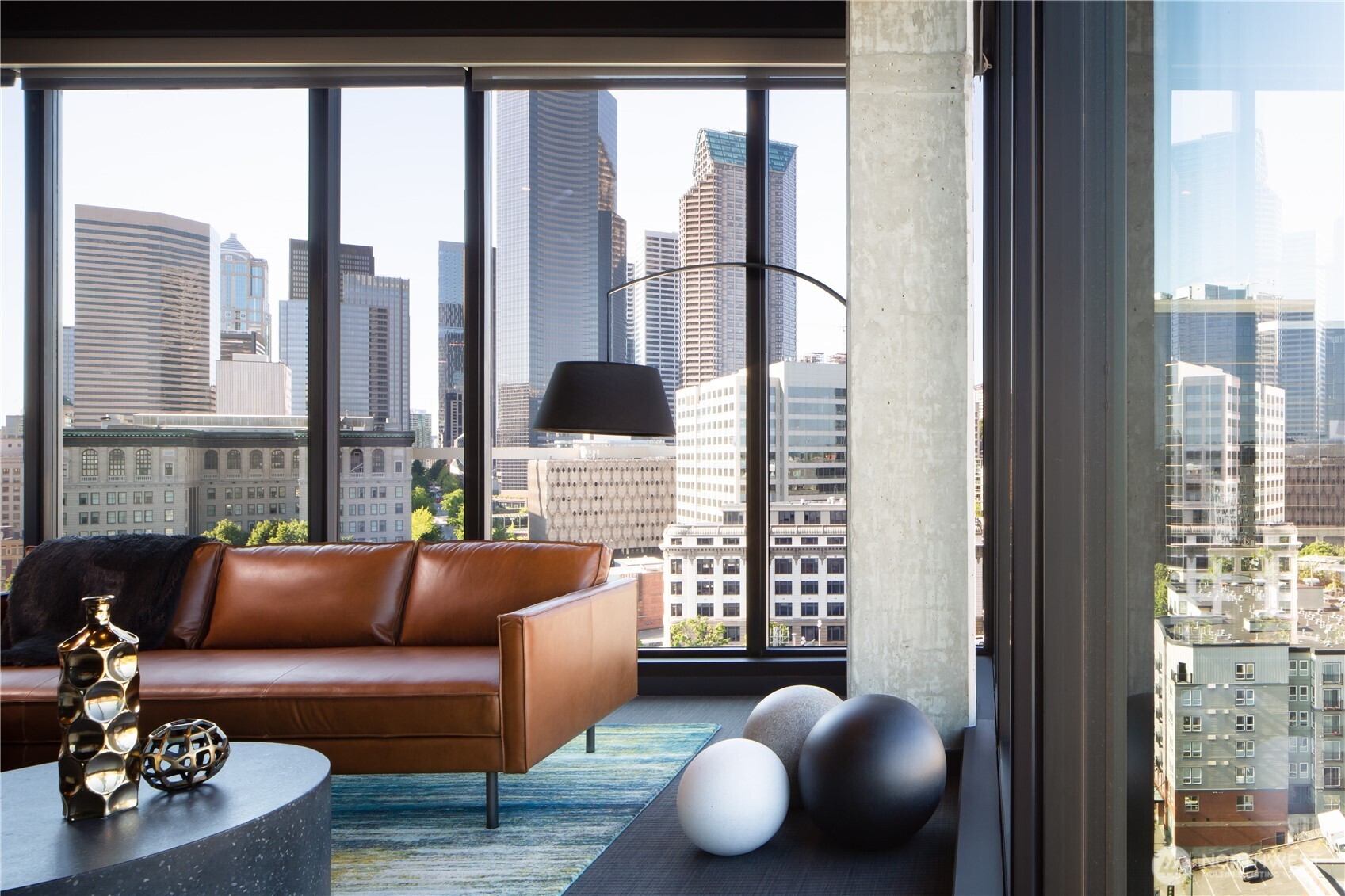 450 S Main St Unit: 806