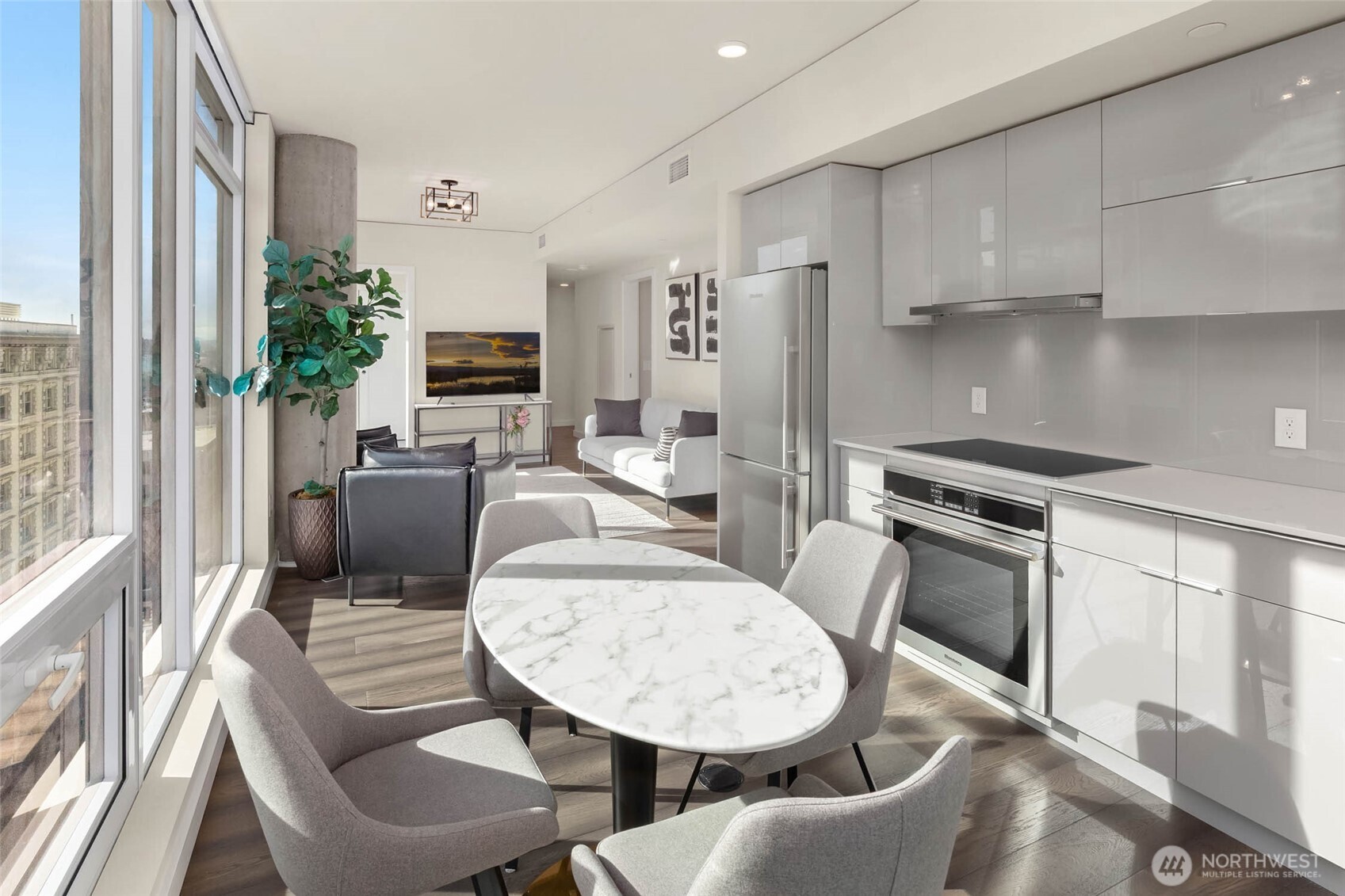 450 S Main St Unit: 806