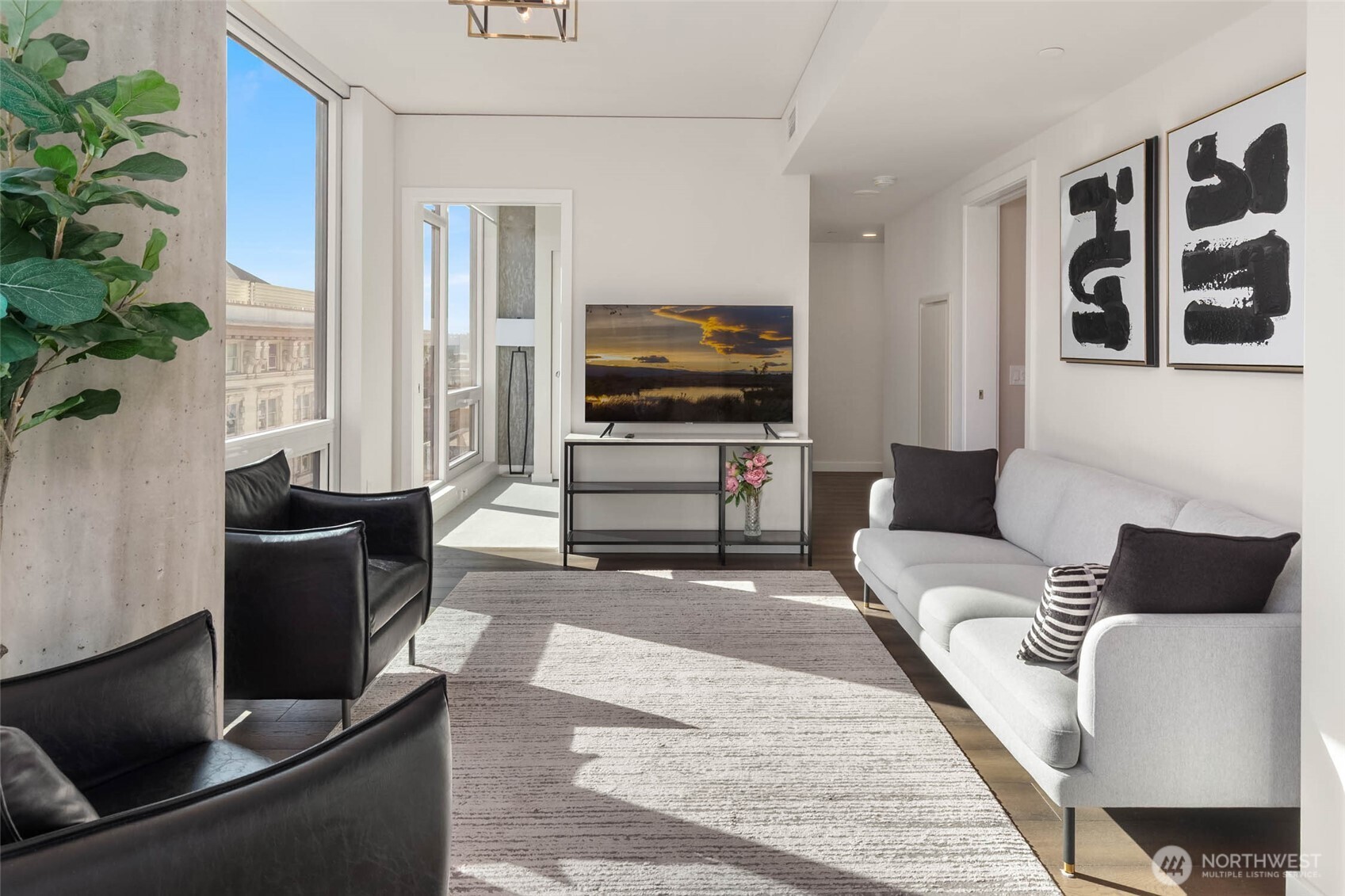 450 S Main St Unit: 806